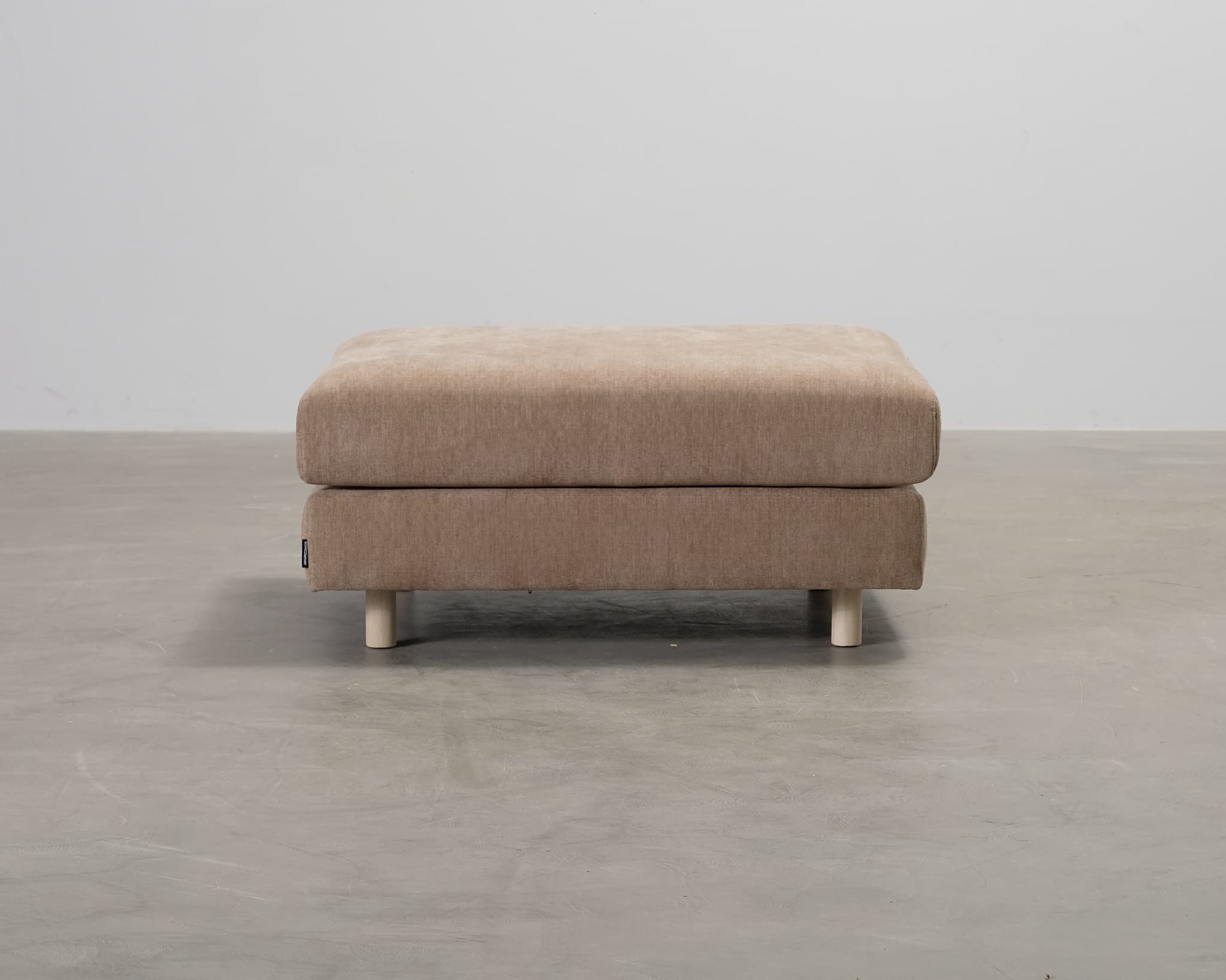 Sofacompany Douglas fotpall brun