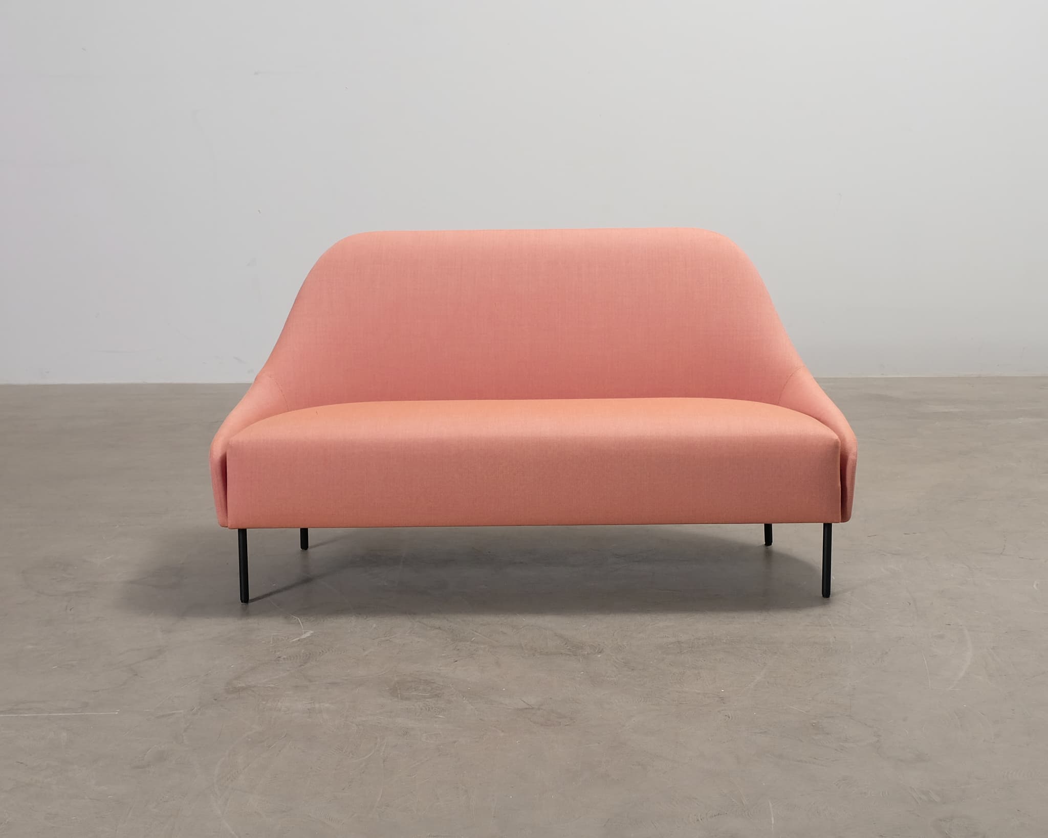 Adea Napoleon 2-sits soffa korall