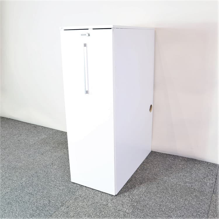 Towerskåp vänster eller höger - Placera vänster om skrivbordet