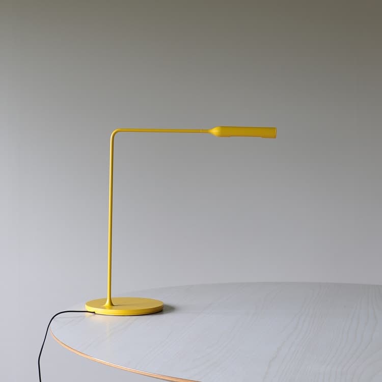 Skrivbordslampa Flo Desk