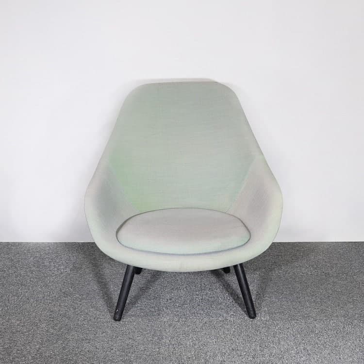 Fåtölj About A Lounge Chair