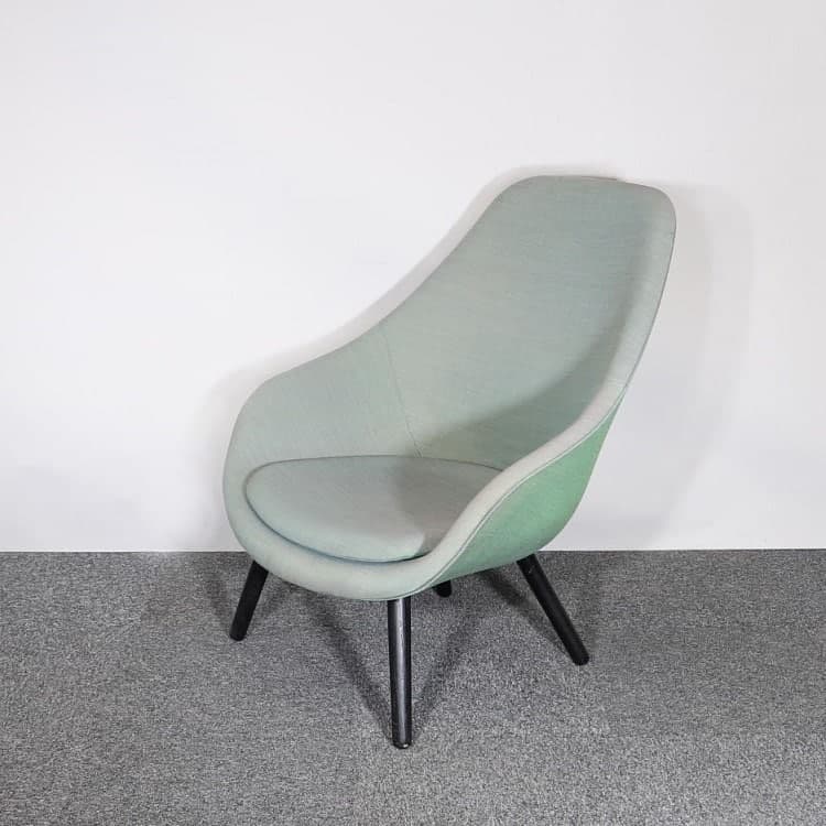 Fåtölj About A Lounge Chair