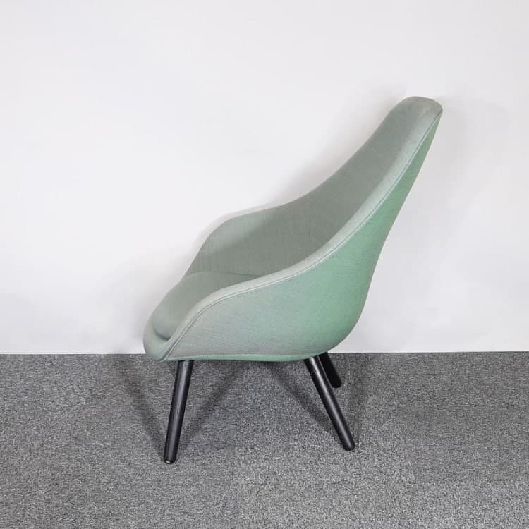 Fåtölj About A Lounge Chair