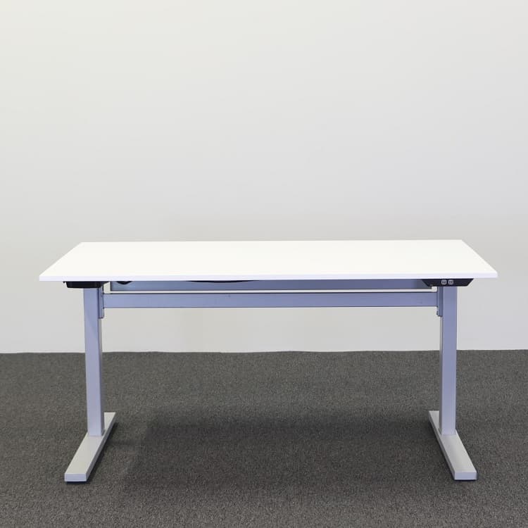 Elektriskt höj- och sänkbart  skrivbord