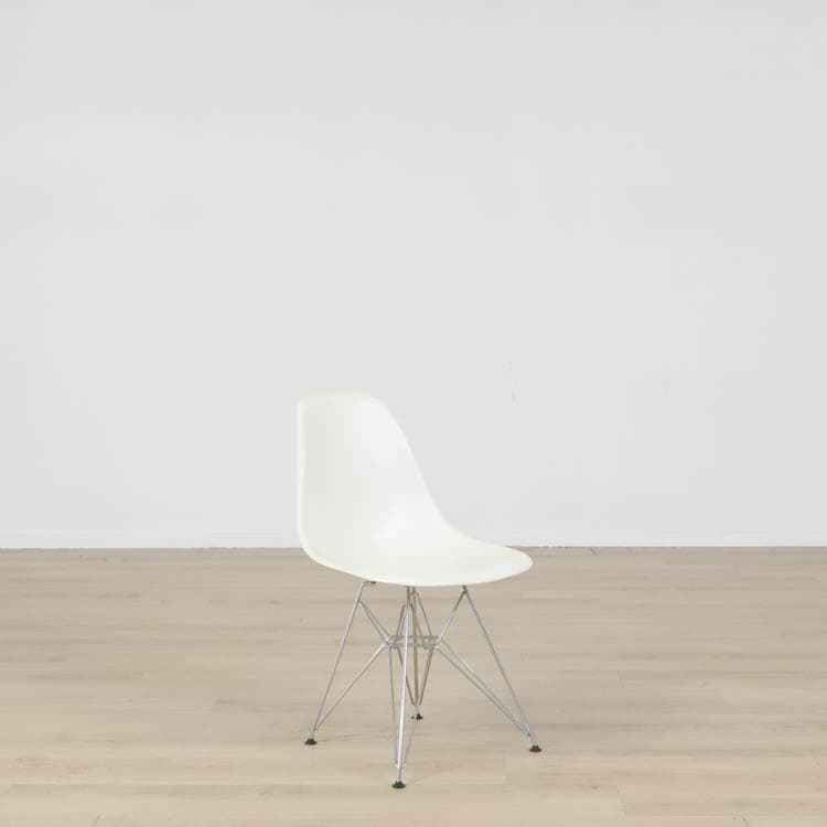 Stol Eames Plastic Side Chair RE DSR