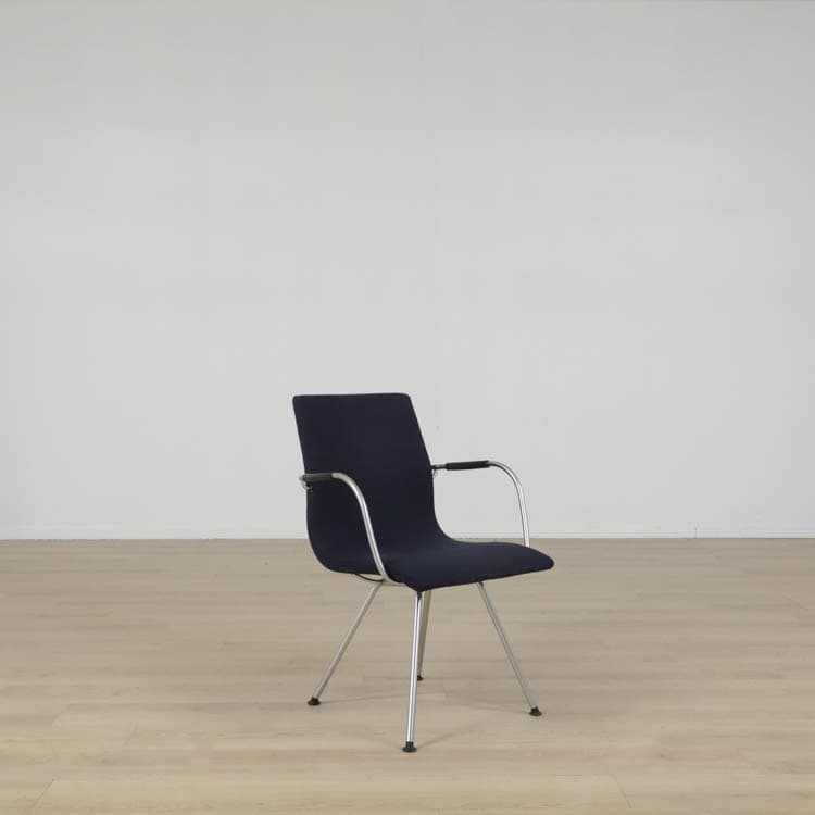 Konferensstol Atlas - Blå med kromade ben