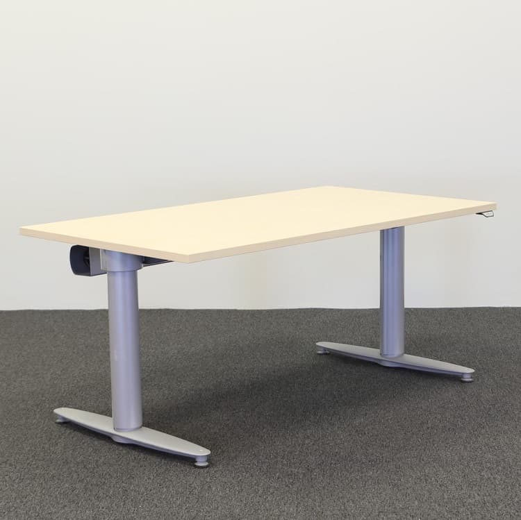 Elektriskt Höj- och sänkbart skrivbord - 140x80 cm träskiva