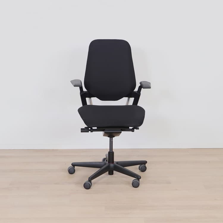 Kontorsstol S3 - Med armstöd och nackstöd