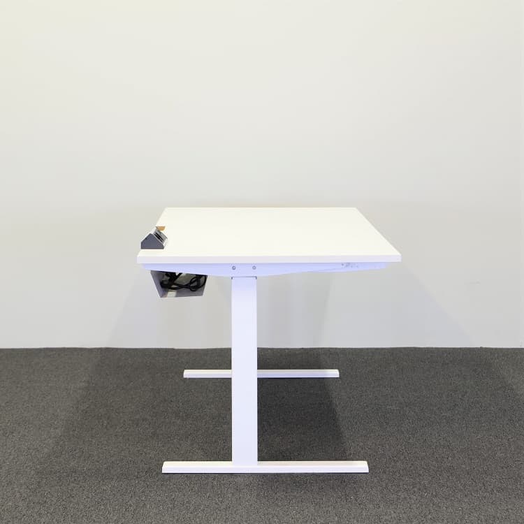 Elektriskt höj- och sänkbart  skrivbord  160 cm