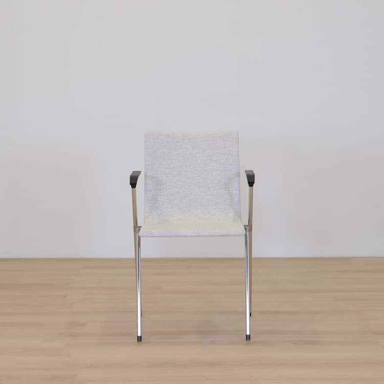 Konferensstol helklädd