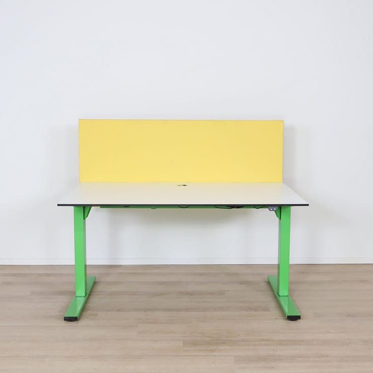 Skrivbord med bordsskärm Snitsa SA MÖBLER 140 cm