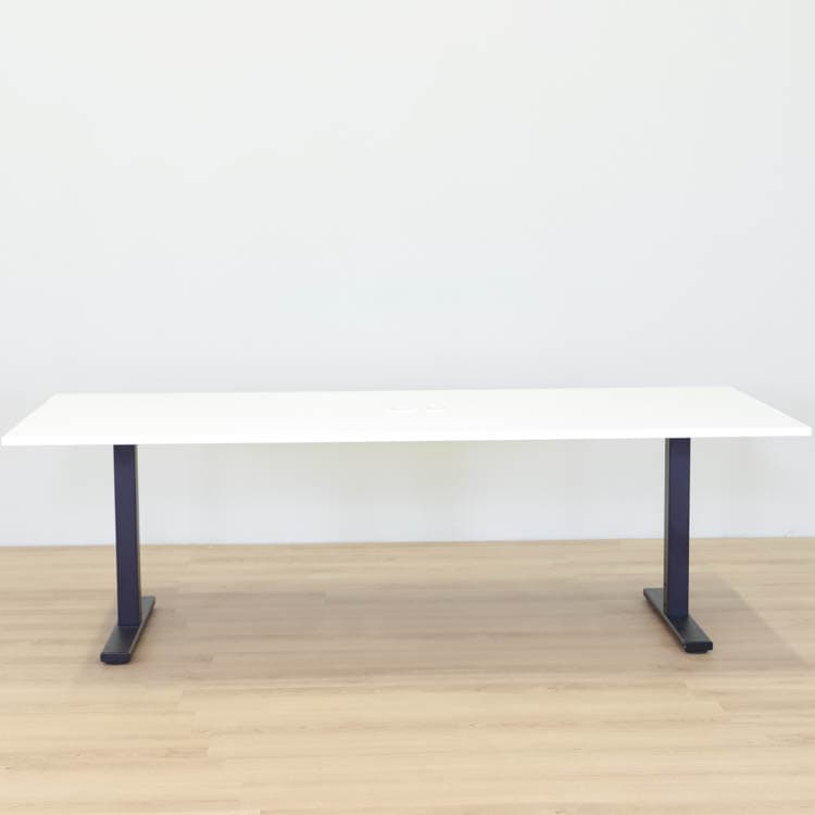 Mötesbord