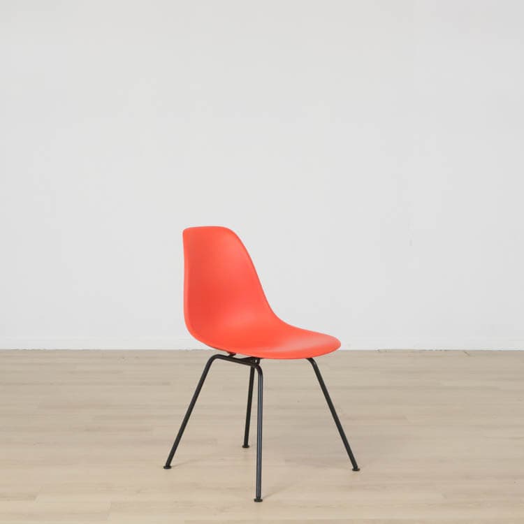 Stol Eames Plastic Chair - Vinröd