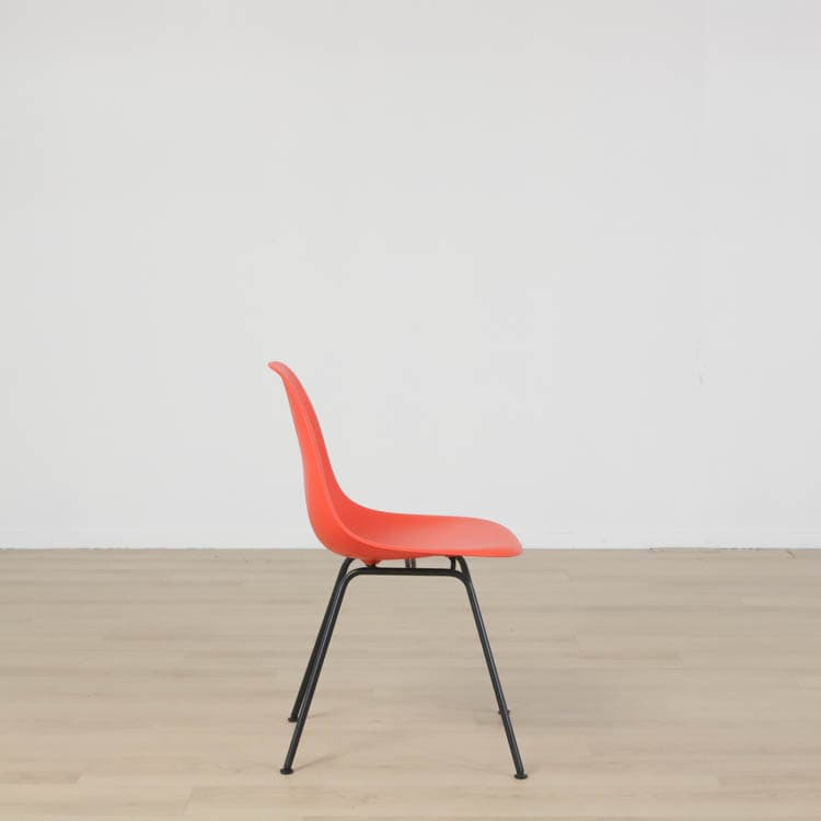 Stol Eames Plastic Chair - Röd