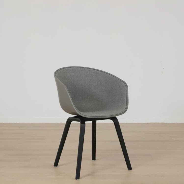 Konferensstol About a chair 22 - Mörkgrå sits