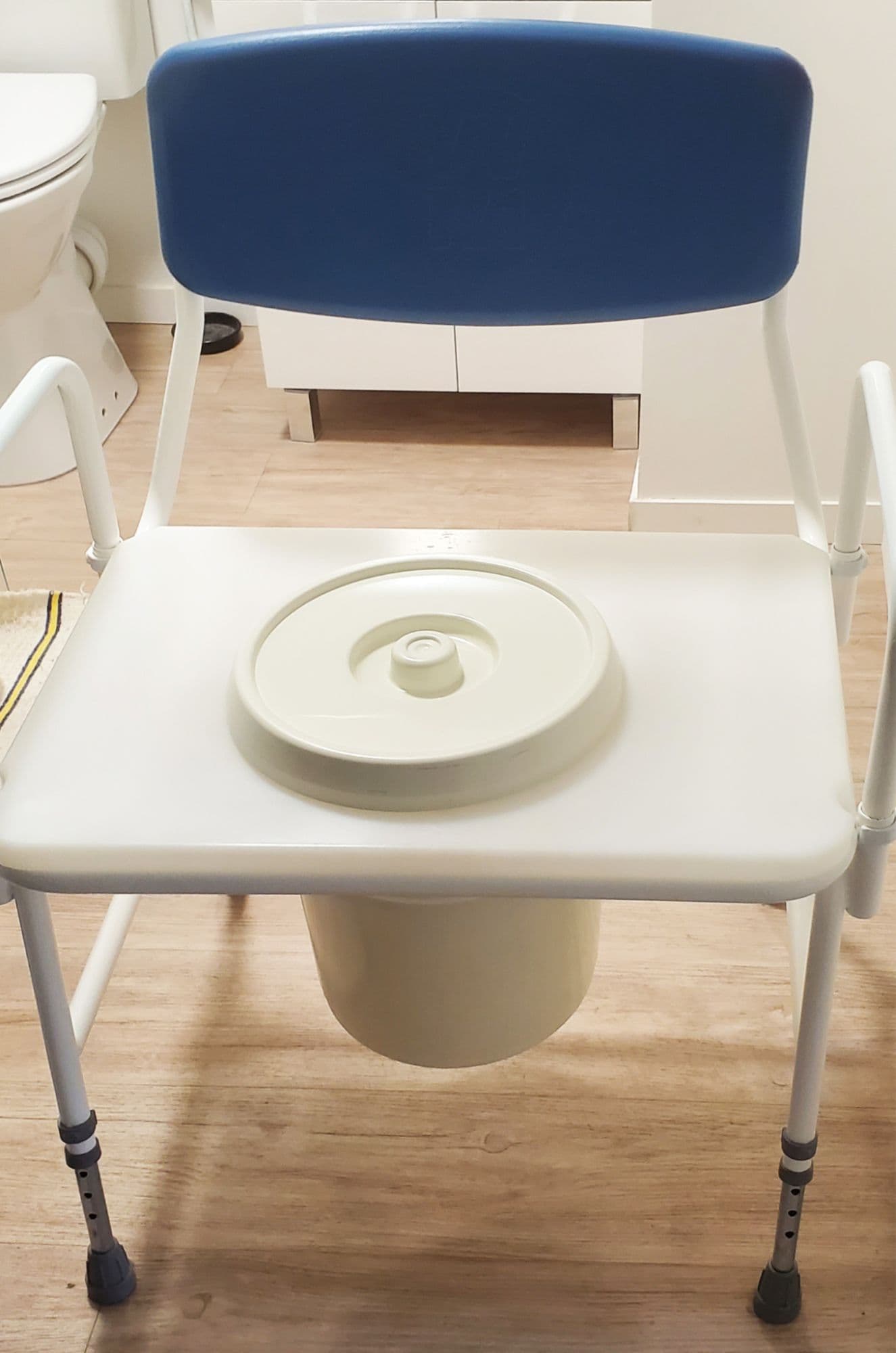Chaise Percée Montauban Xxl