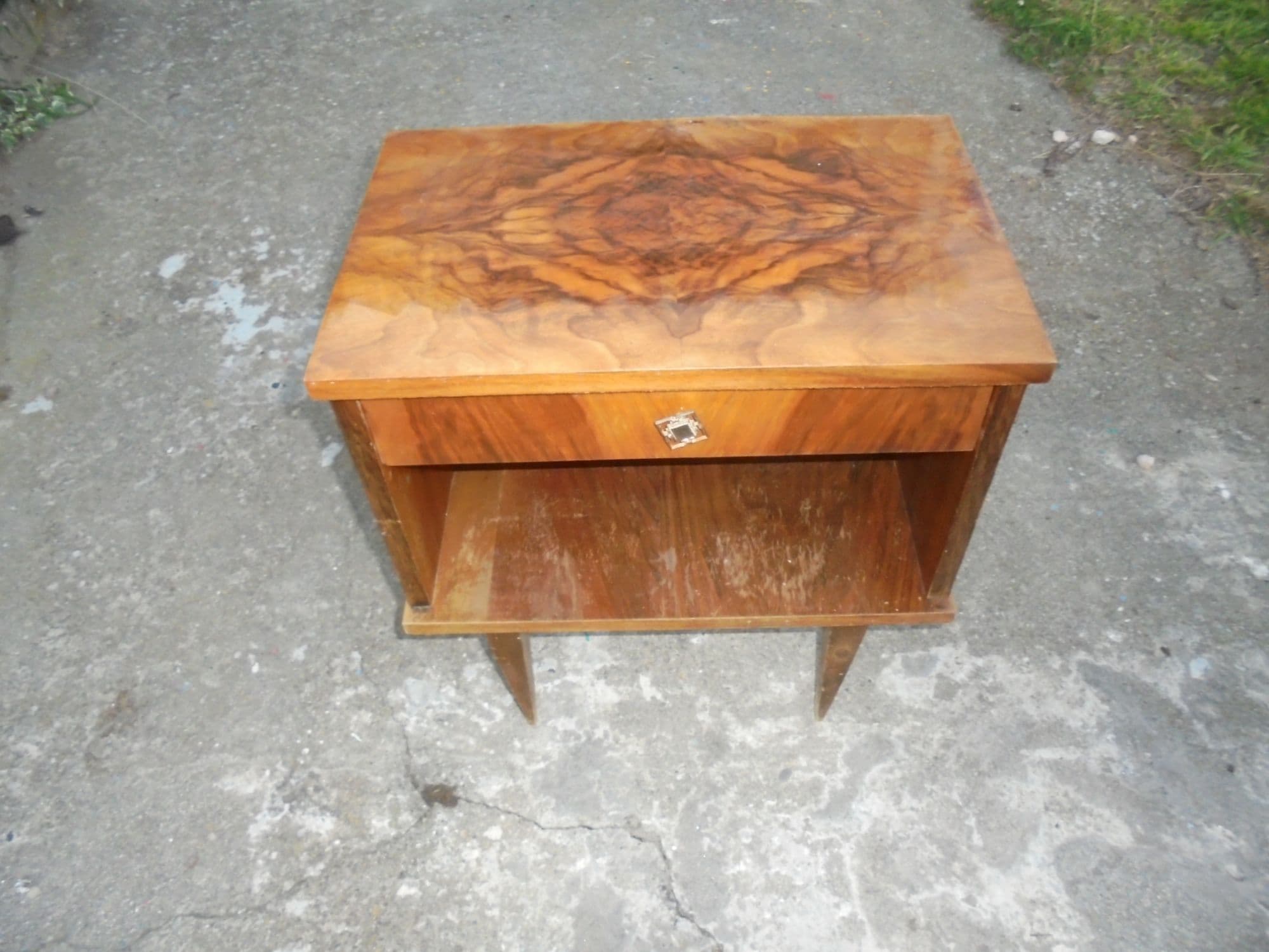 table de nuit