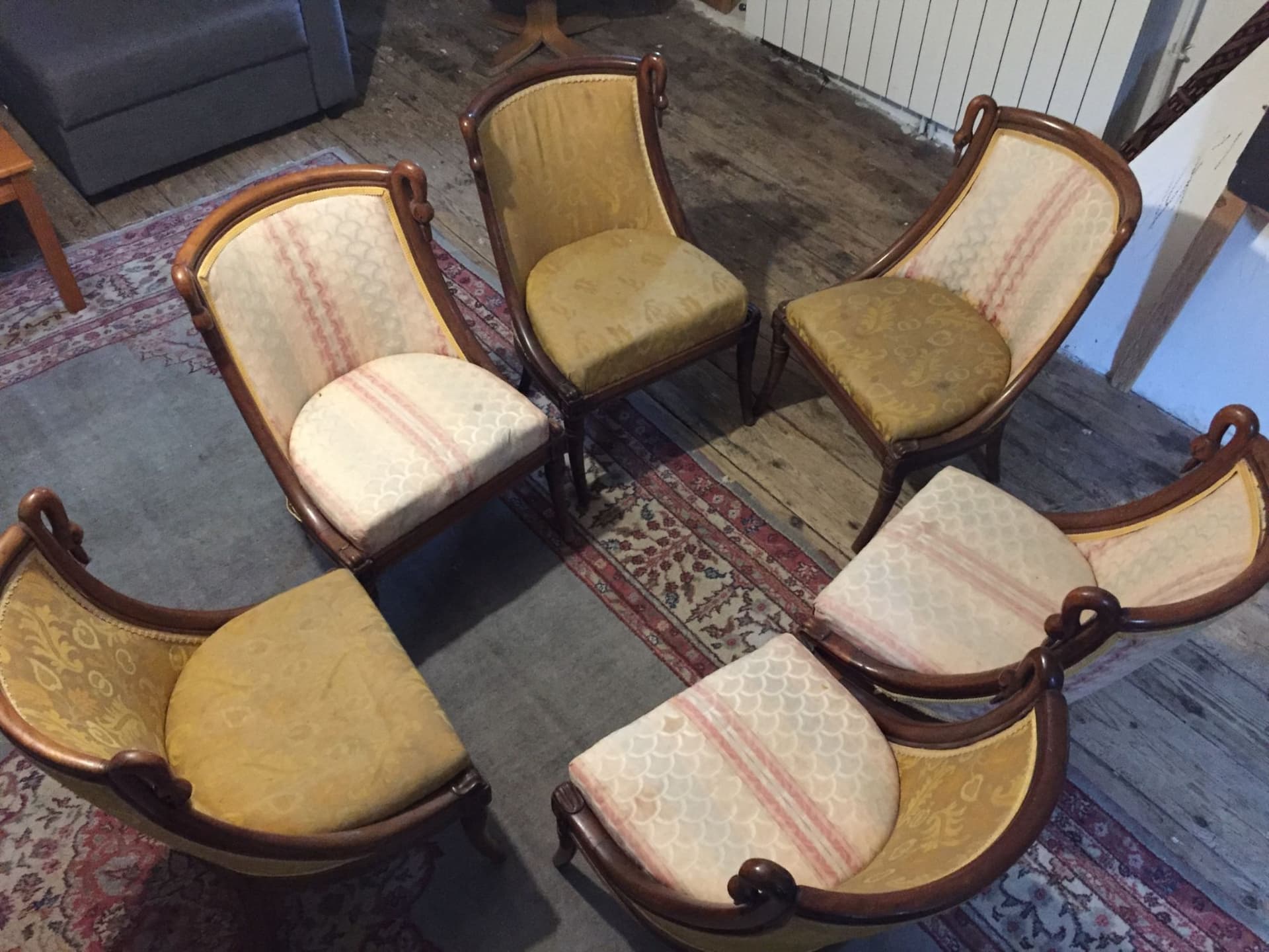 6 Chaises Basse Col De Cygne Style Empire