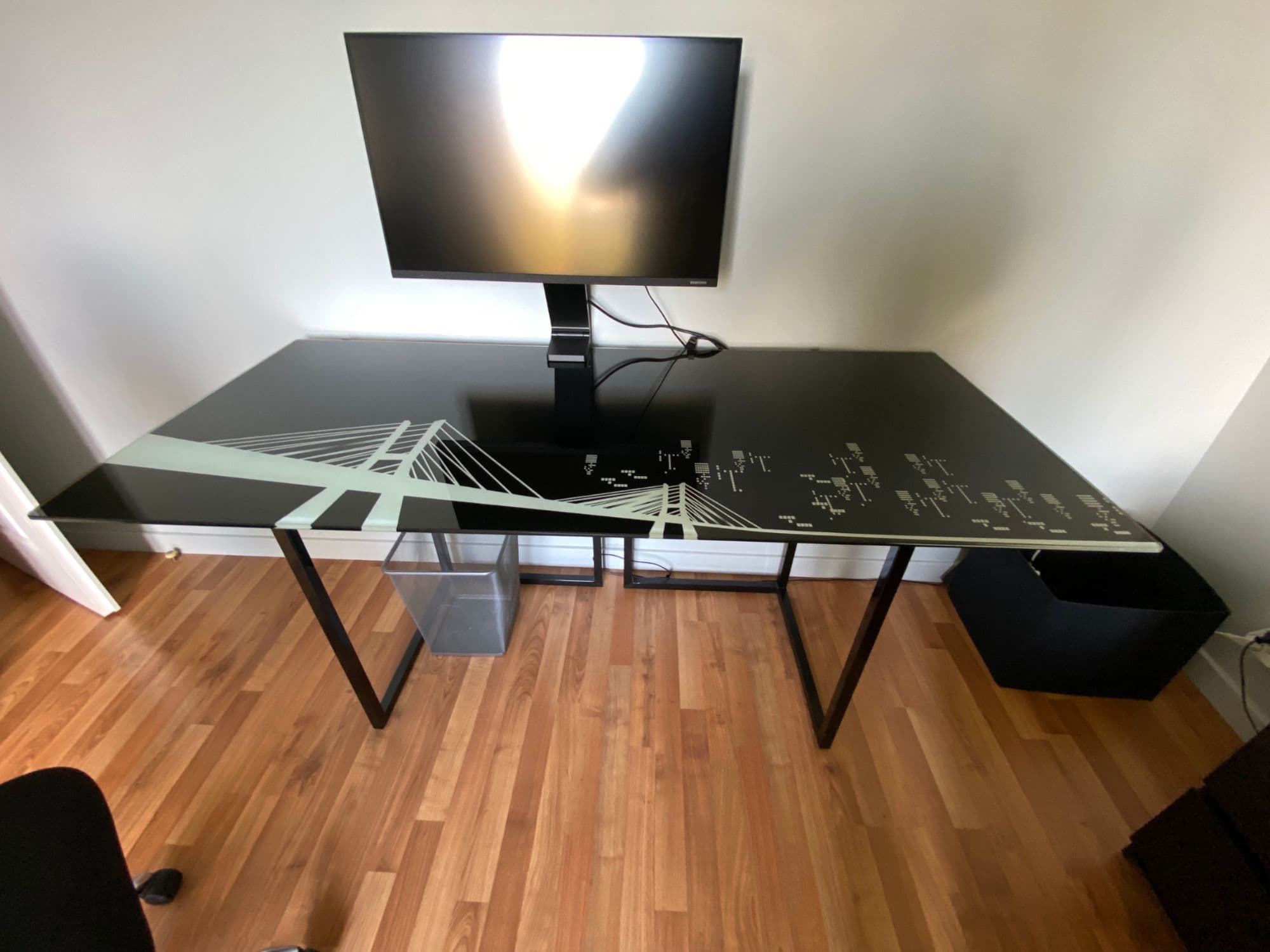 Vends Bureau Plateau En Verre Trempé Noir