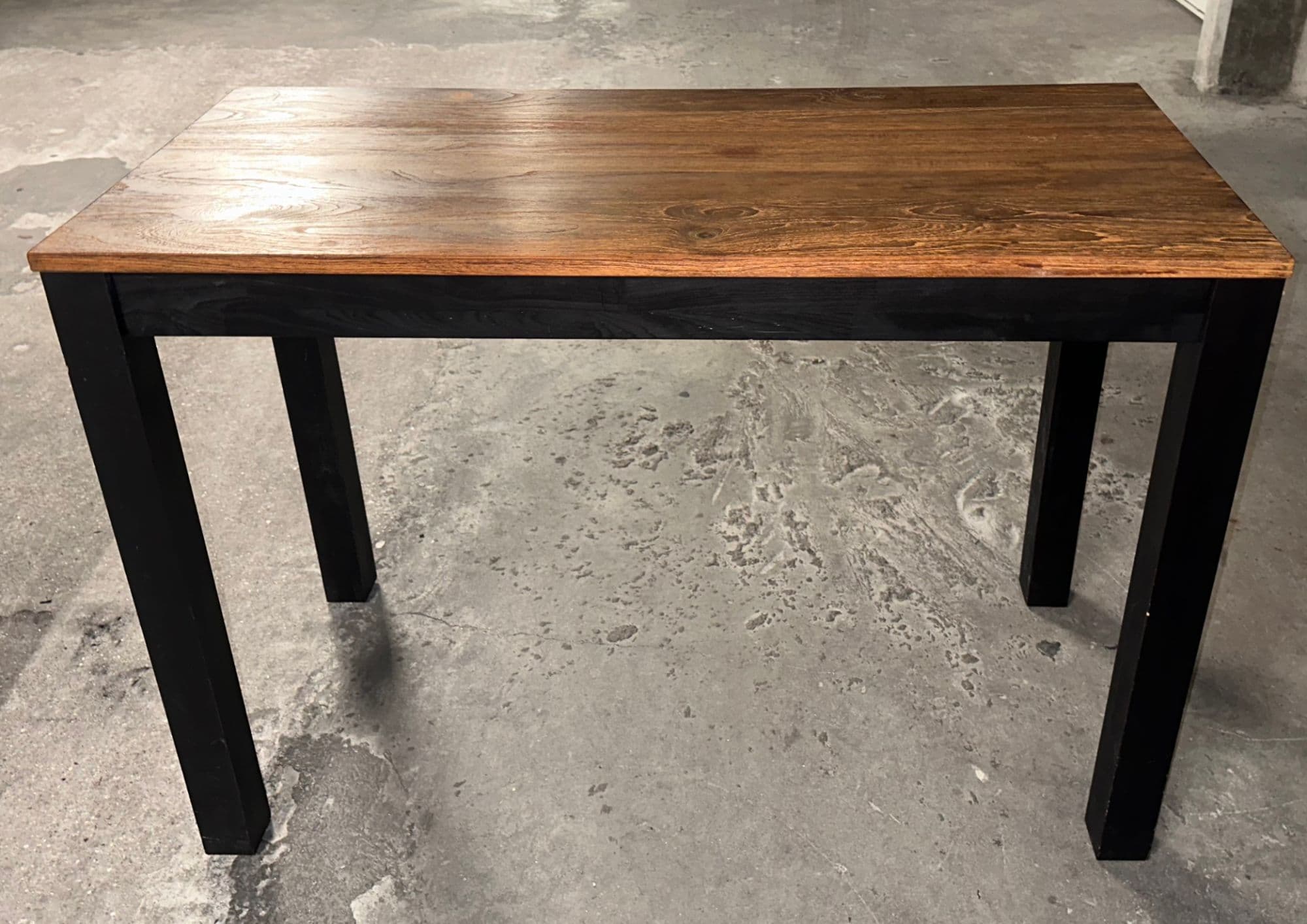 Bureau En Chêne Très Bon État