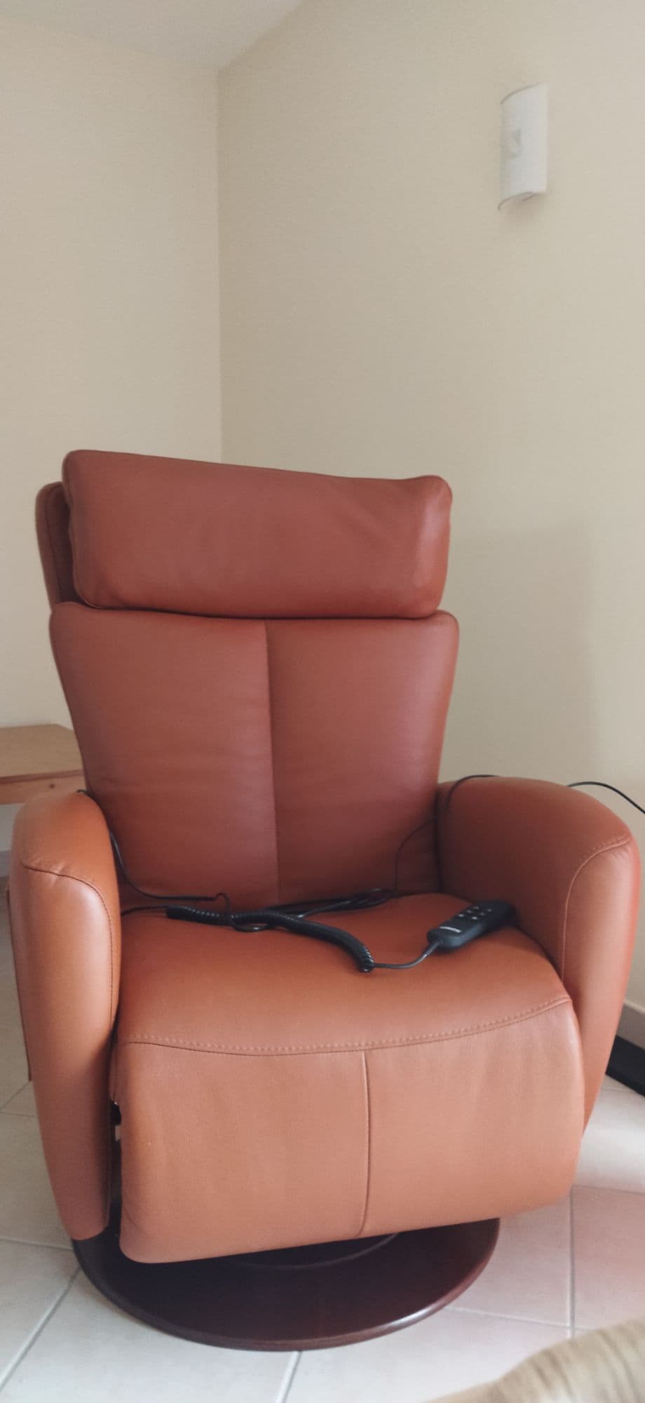 Fauteuil Releveur EVERSTYLE Modèle BLUE NOTE Cuir , Jamais servi