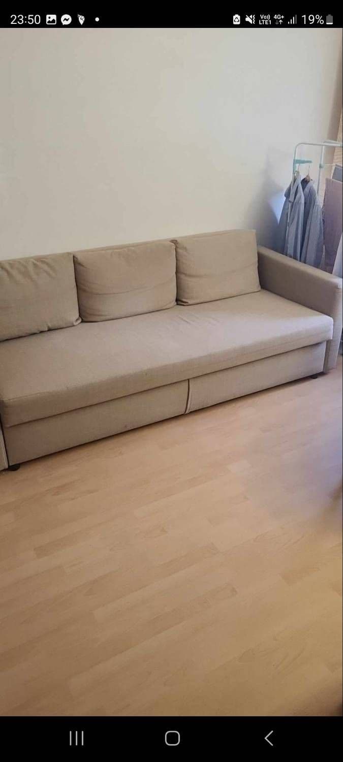 Vend canapé, dressing et meuble tv ikea.(cause départ) Vous pouvez venir les chercher le mercredi 29/05