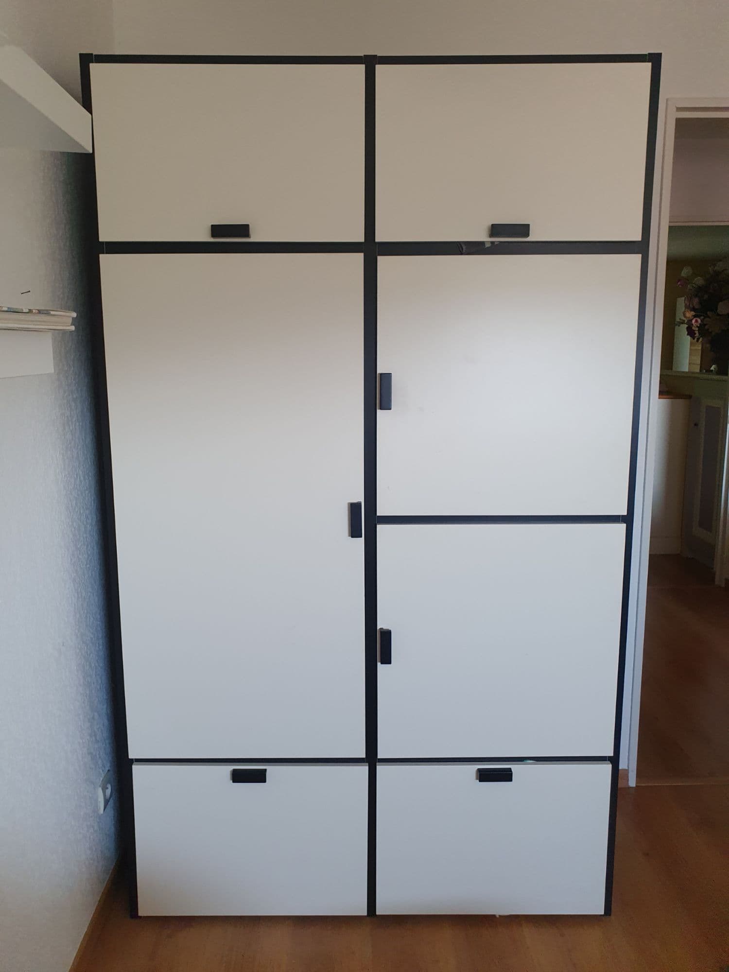 Armoire