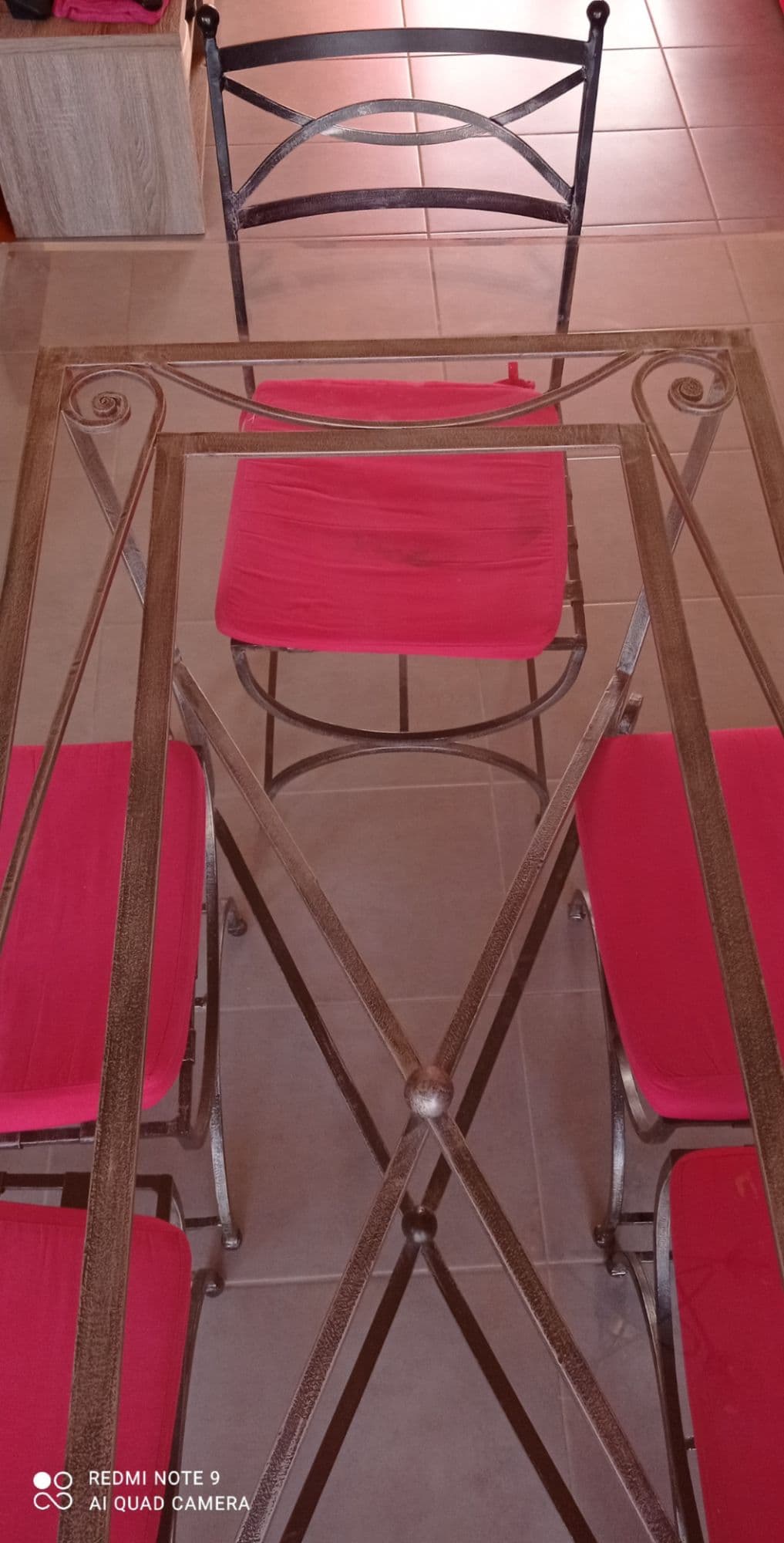 A vendre Table et chaise en fer forgé