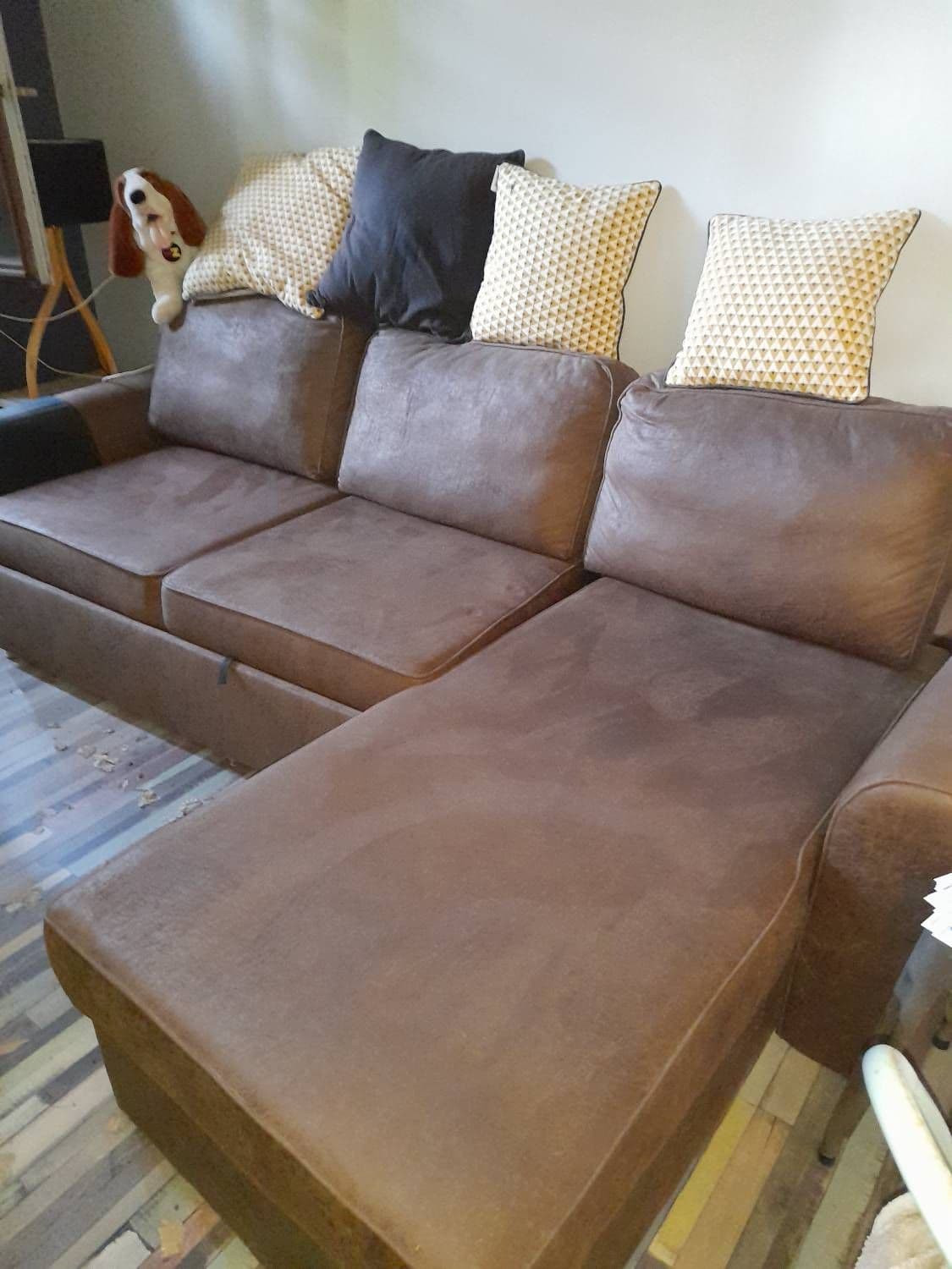 Vends Canapé D Angle 6 Places Convertible Avec Coffre Sous La Meridienne