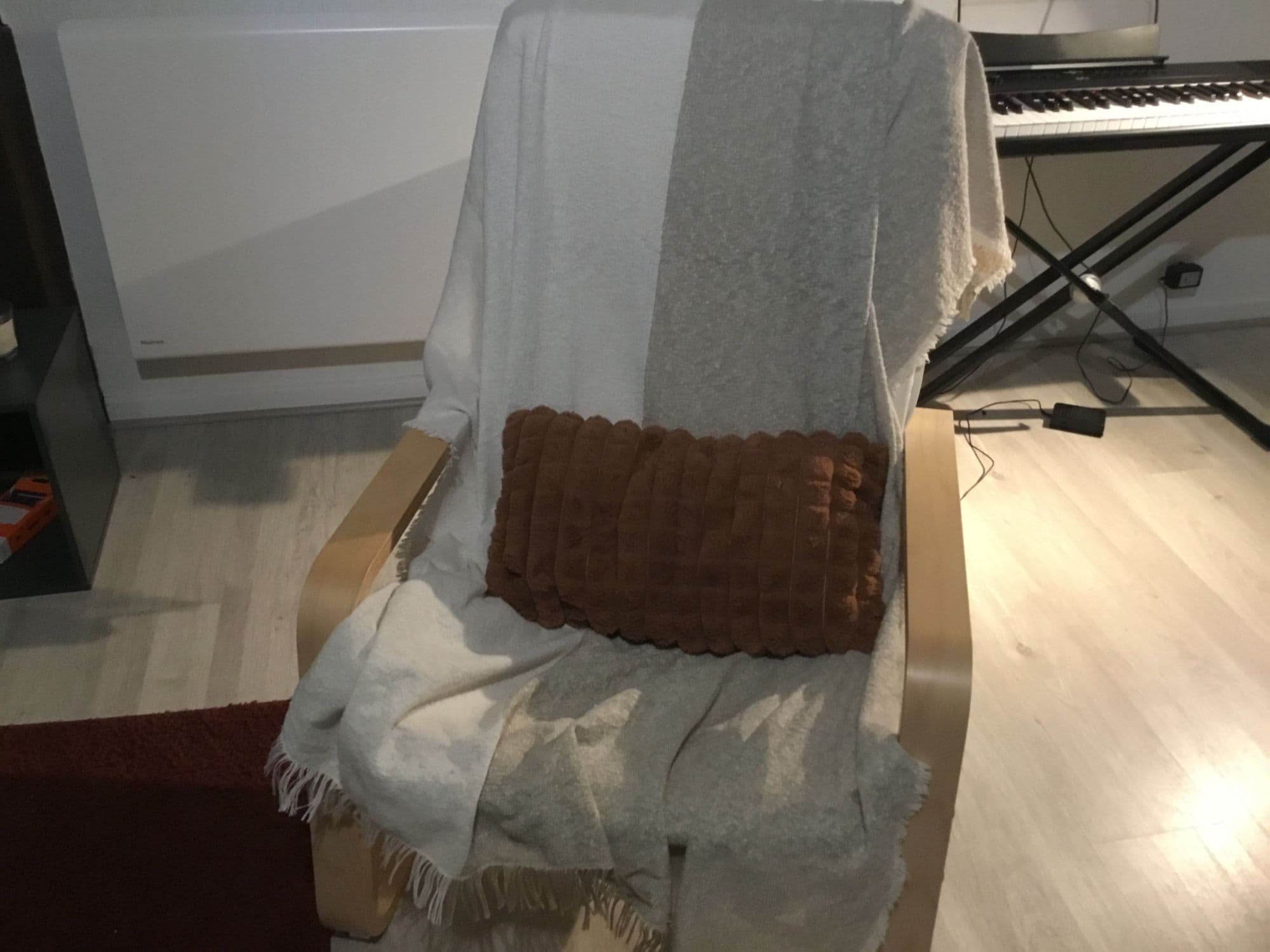 Fauteuil blanc en très bon état.