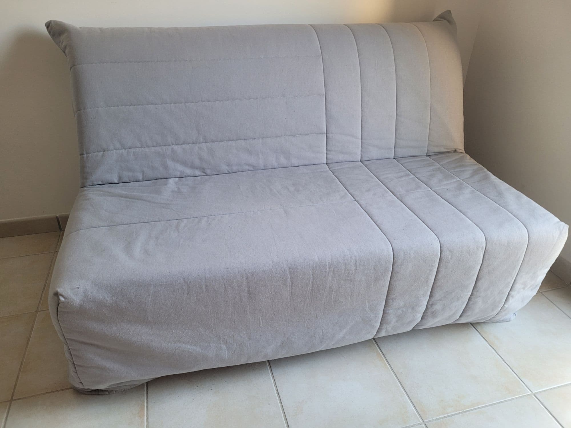 Vend Canapé Convertible Bz