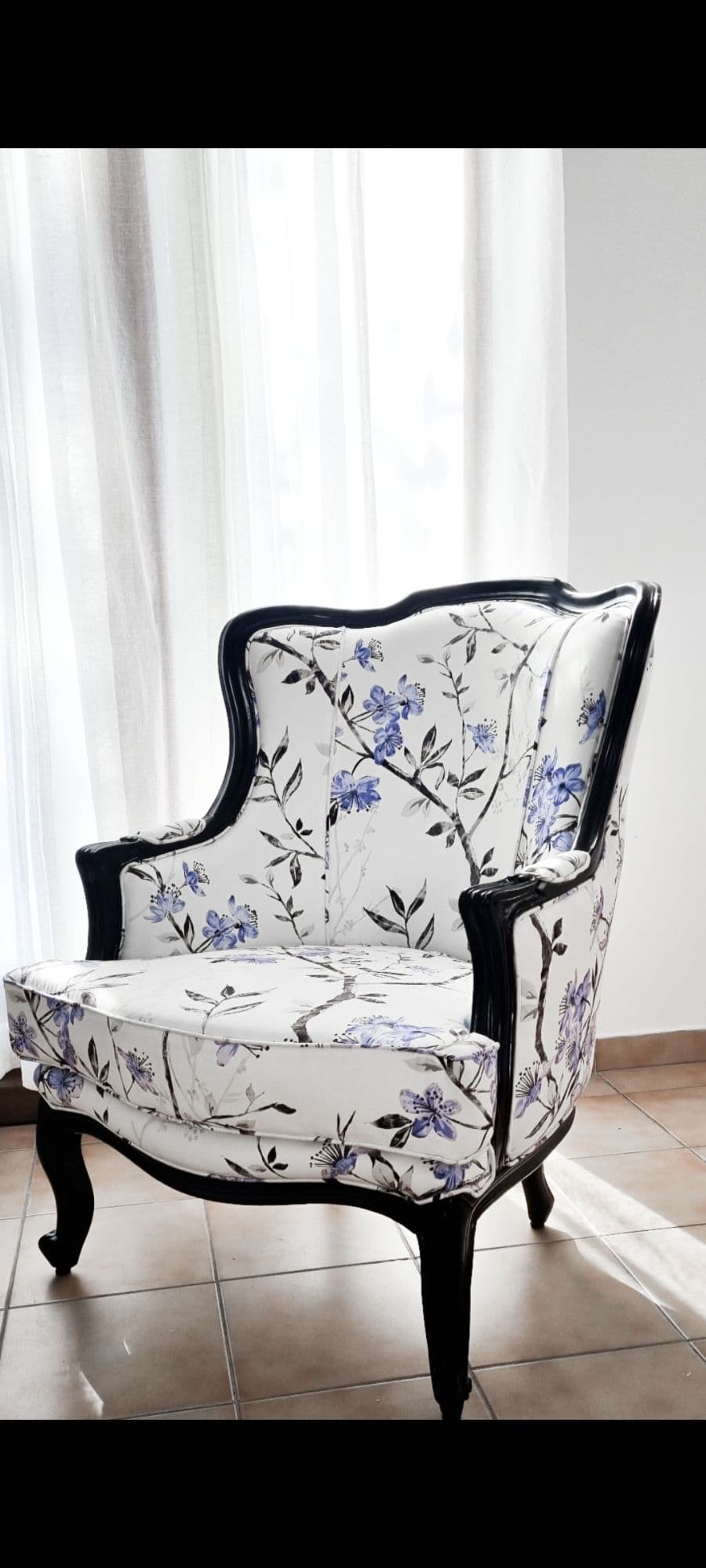 Fauteuil Bergère Louis Xv Bois Massif Motif à Fleurs