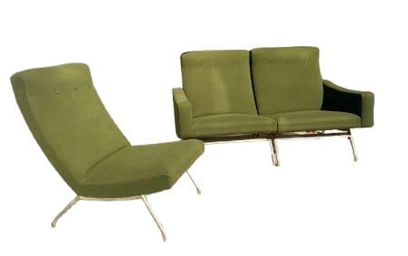 3 fauteuils signés Gilbert Steiner, modèle "galion" années 60