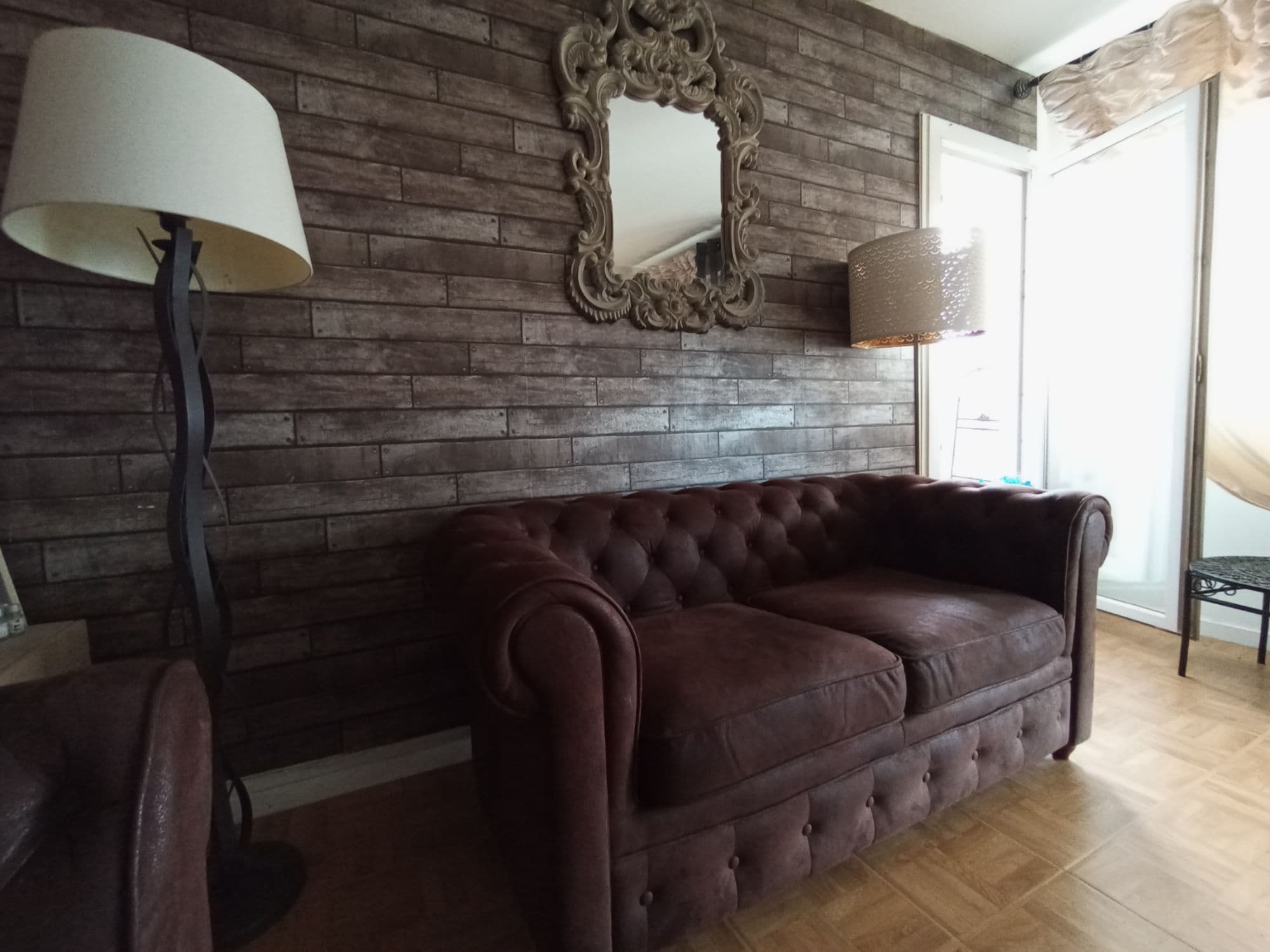 Deux Canapés De Deux Places Chesterfield Marron Maison Du Monde