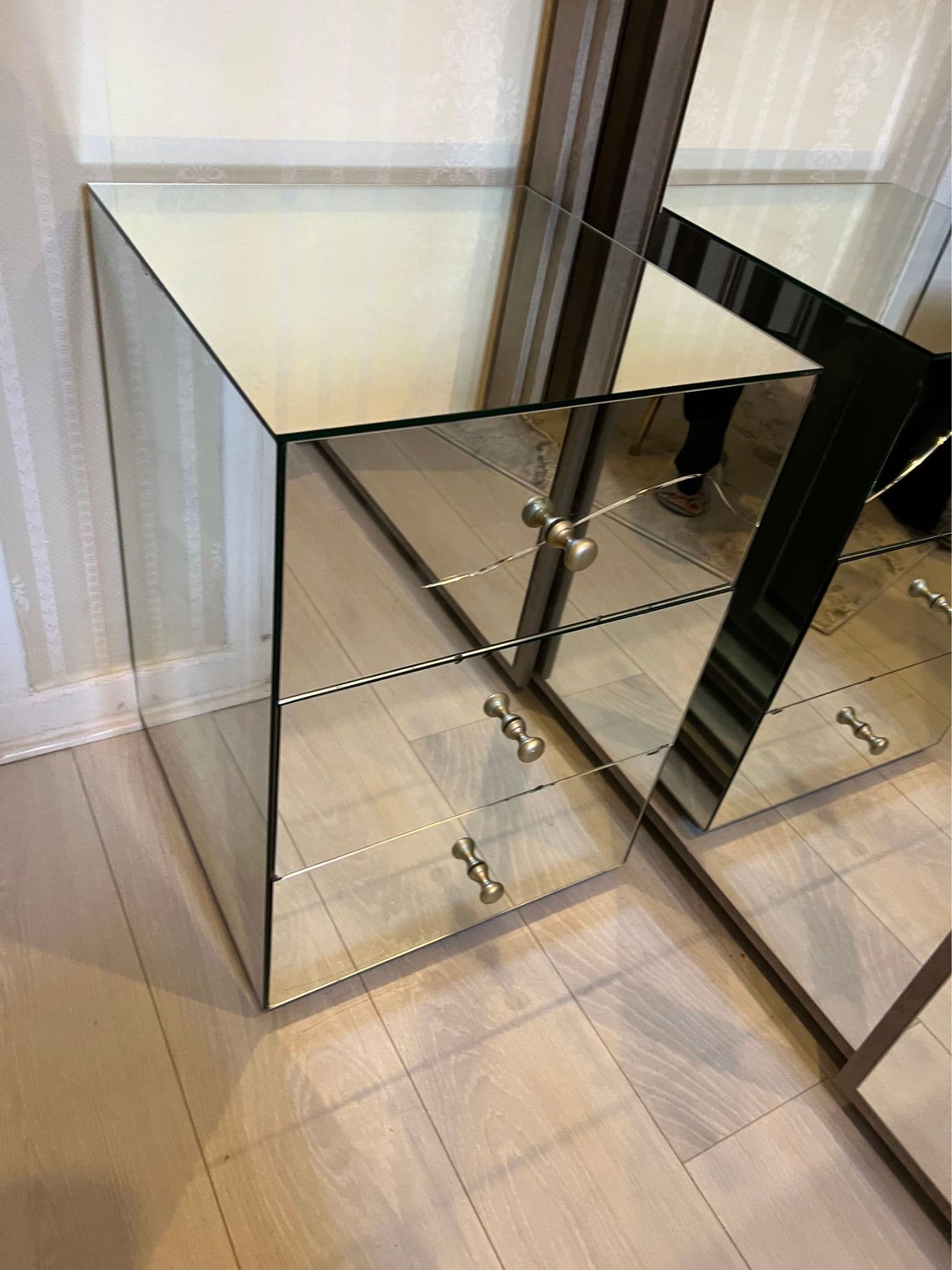 Table De Chevet