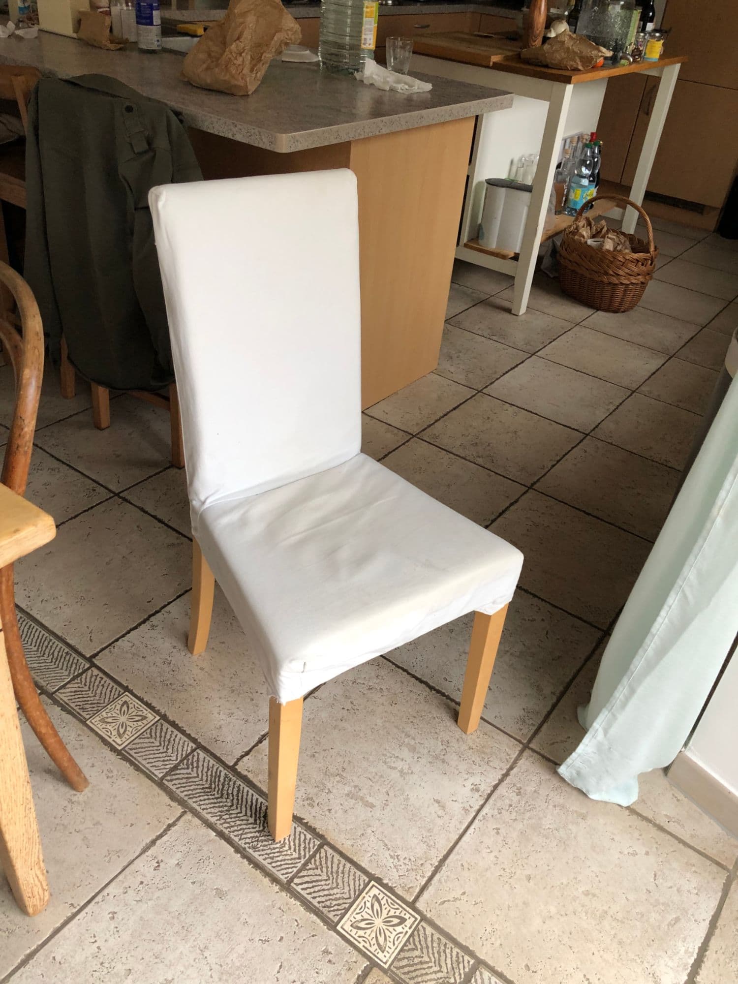 chaises tissu blanc ikea