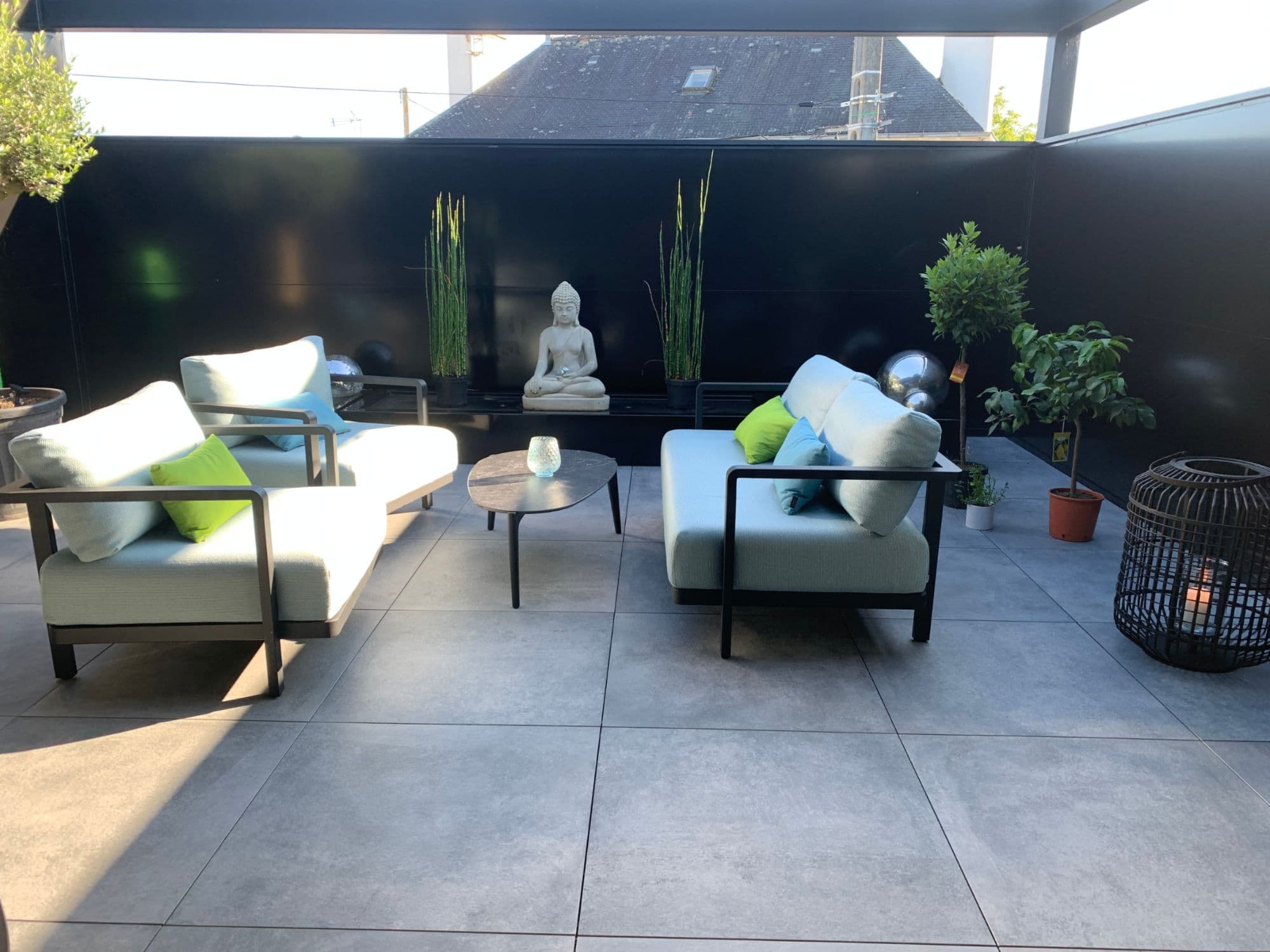 Vends Salon Extérieur Royal Bottania. 2 Fauteuils Et Un Canape