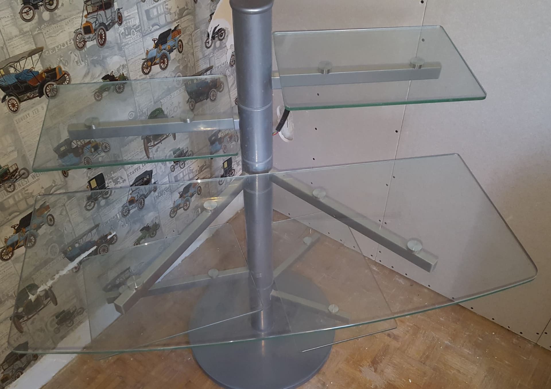 bureau orientable en verre