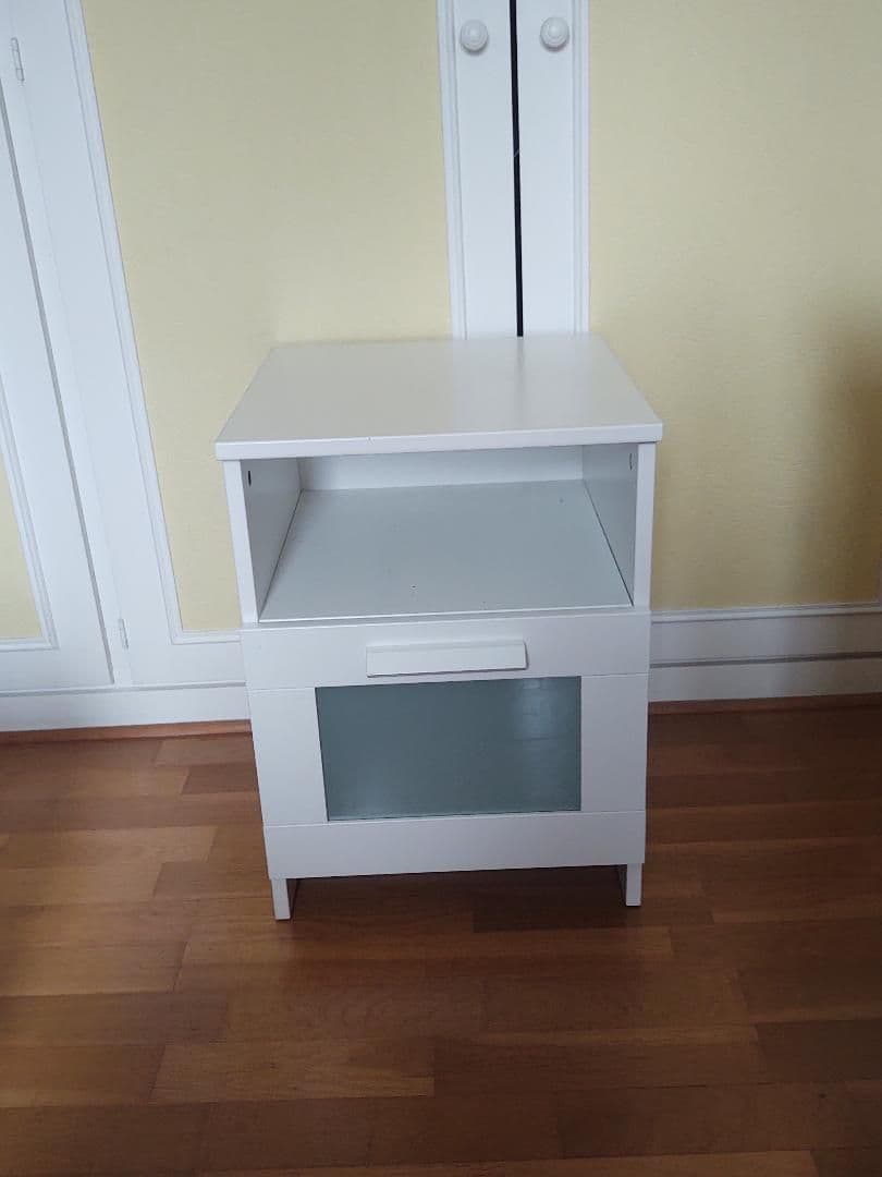 Vends Chevet bois blanc