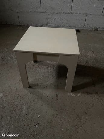 Petite table chevet en bois