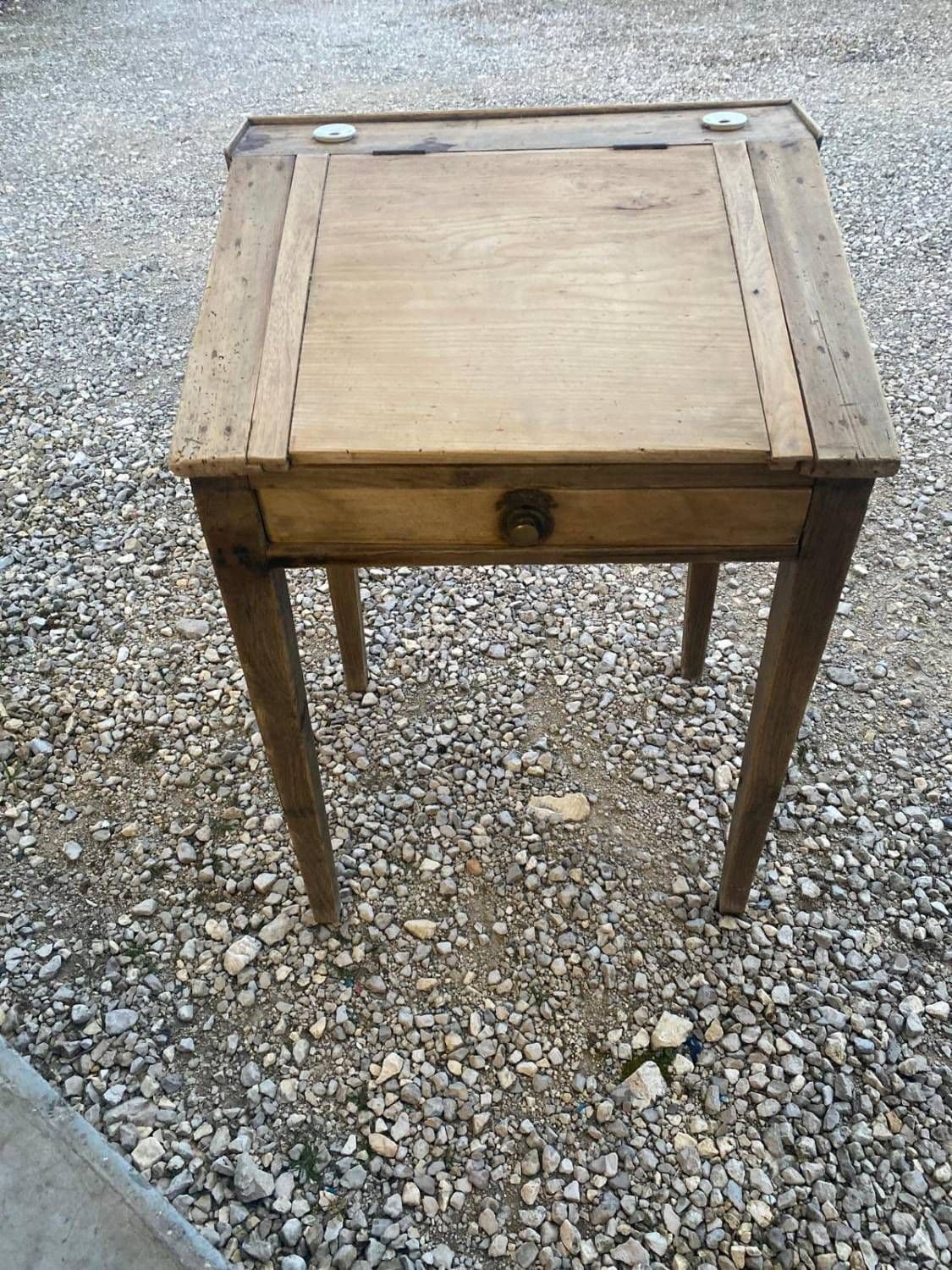 Bureau Écolier Ancien Avec 2 Encriers En Porcelaine