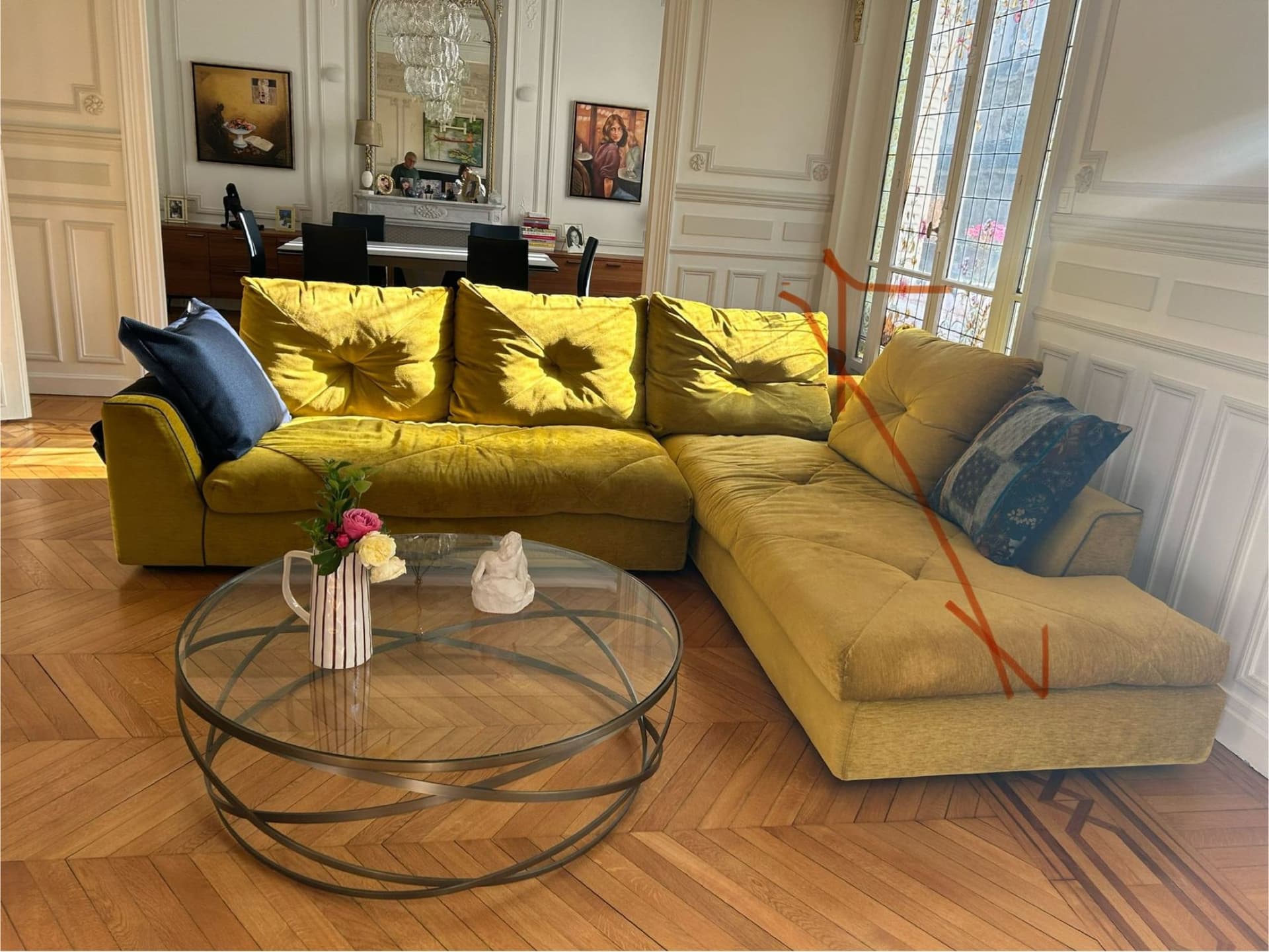 Très beau canapé Roche et Bobois modèle Préface en velours moutarde/bronze excellent état