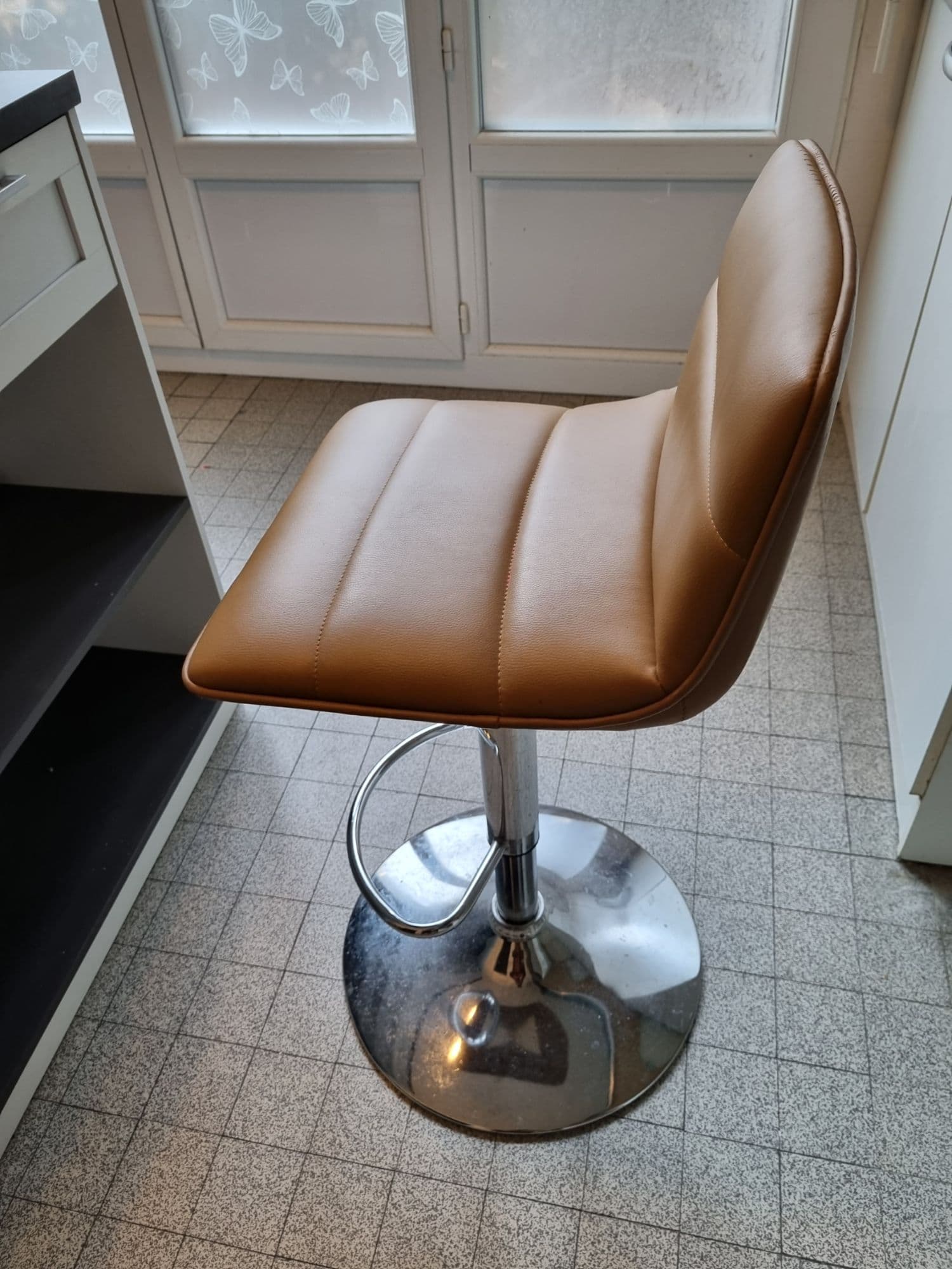 3 Chaises Bar Modulables À Seulement 60 Euros