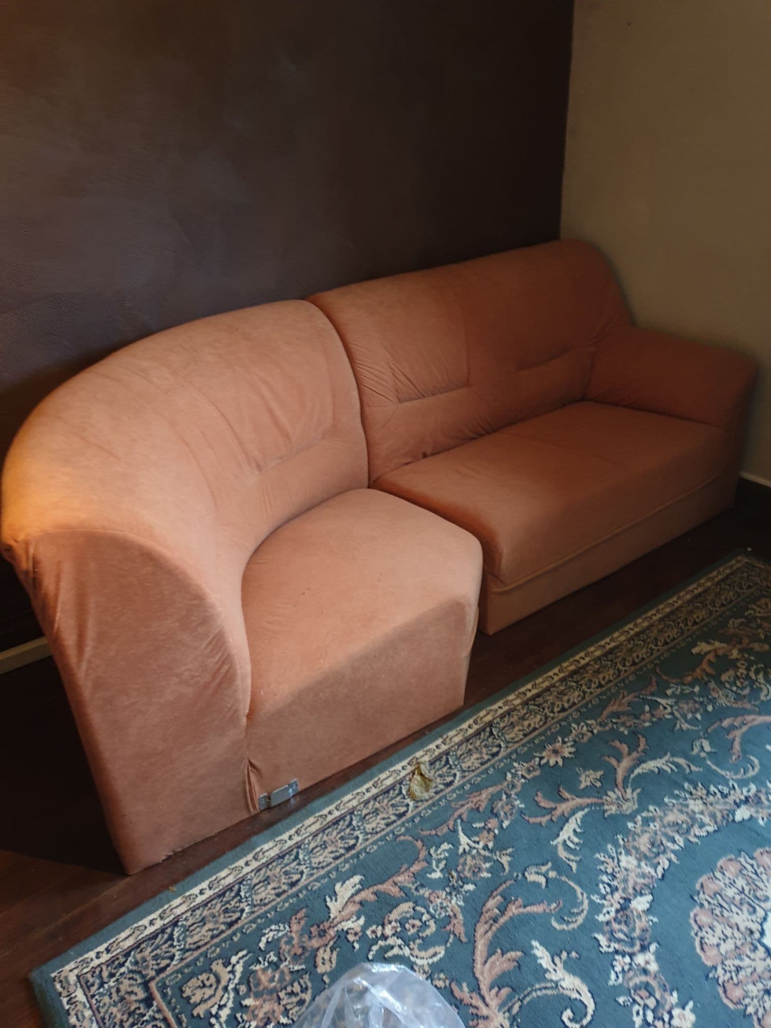 Canape 5 Places +Fauteuil + Ouf