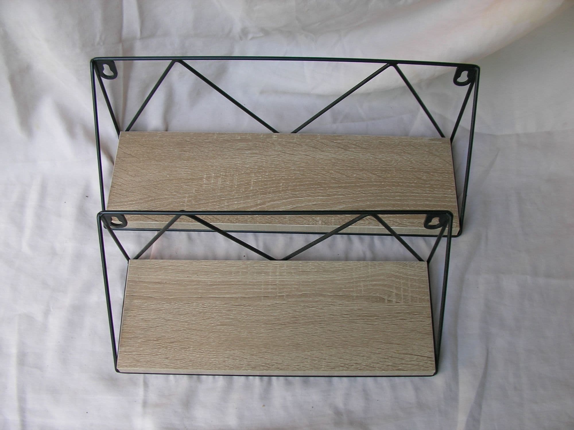 2 ÉTAGÈRES NEUVES MURALES MÈTAL NOIR ET BOIS LOT DE 2 SALON CHAMBRE ETC 12CM/32CM ET 12CM/39,5 CM tbe