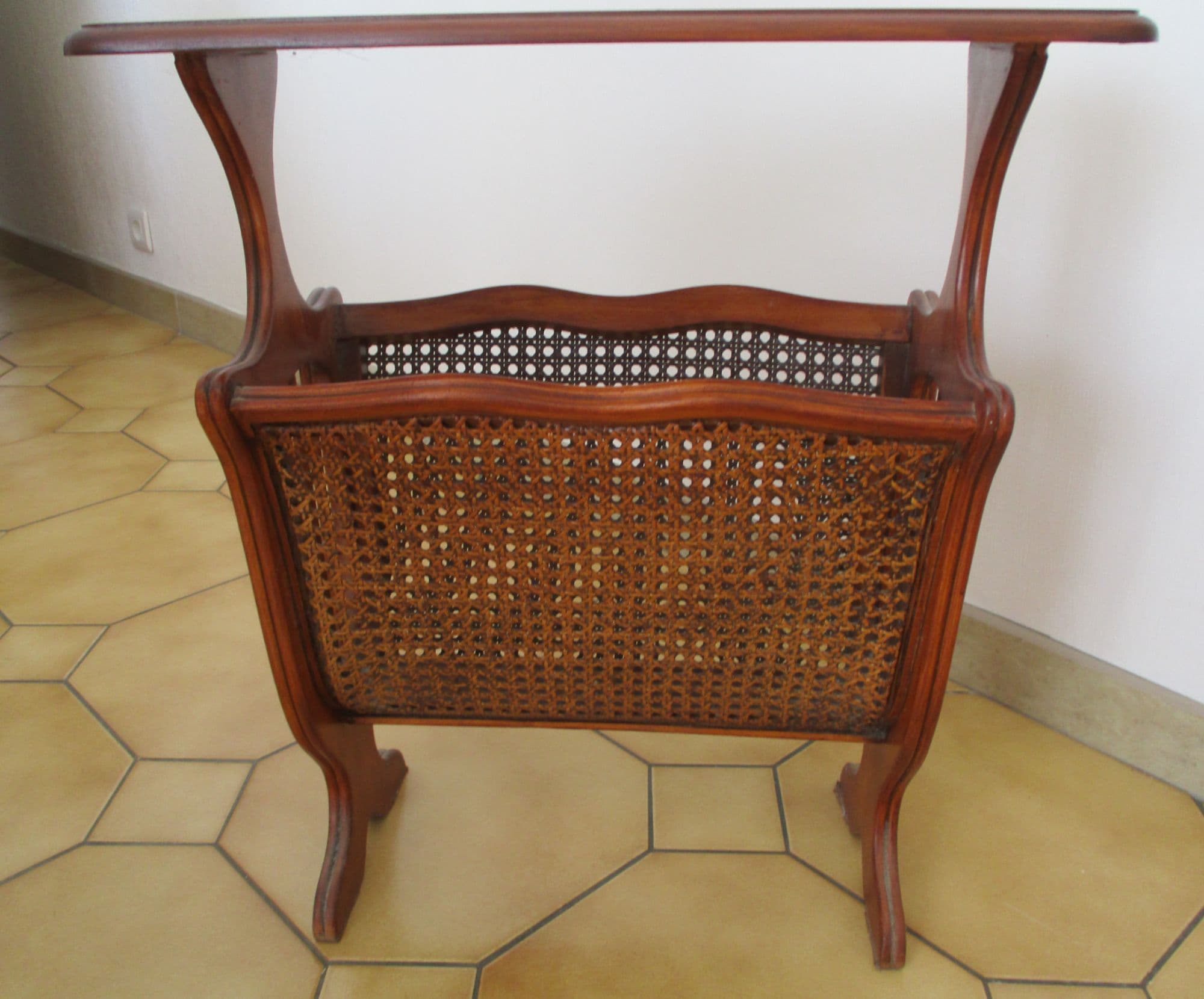 Table Basse Porte Livres, Revues.