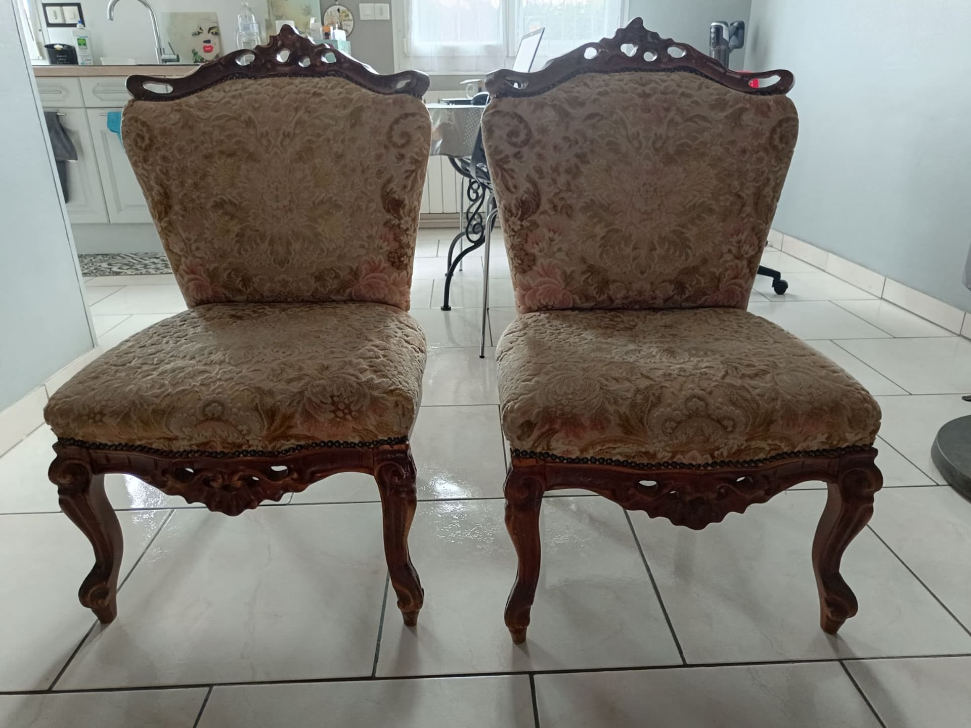 chaise d'appoint style louis 14 tissu beige