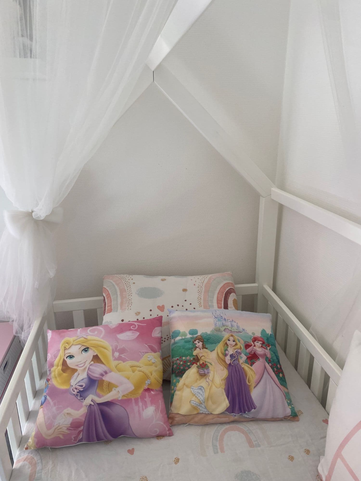 Vend Lit Cabane Une Place Pour Enfant En Très Bon État