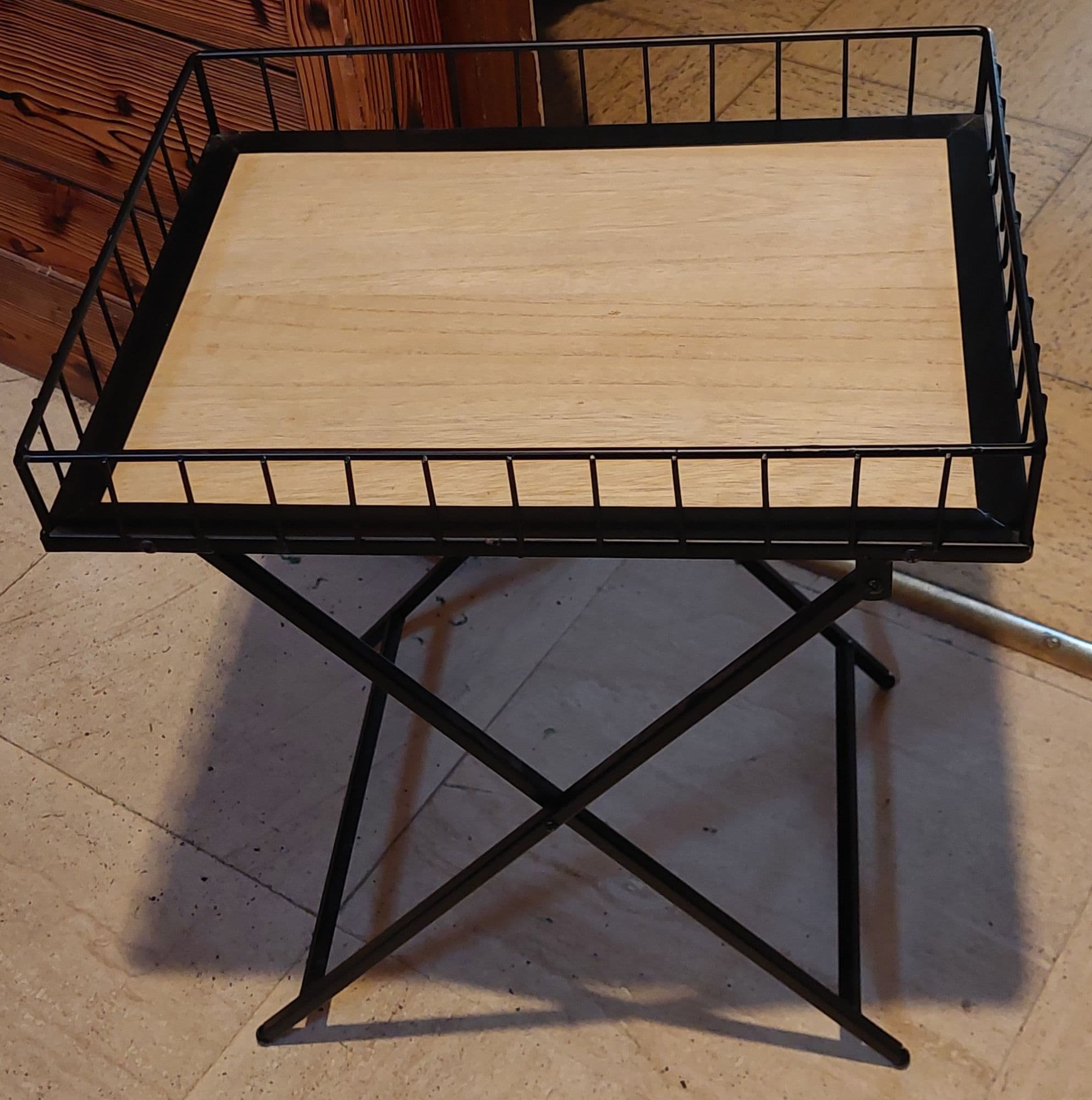 Table D'Appoint (Pliante Pour Transport) Fer Forgé Et Bois Couleur Noir Et Beige