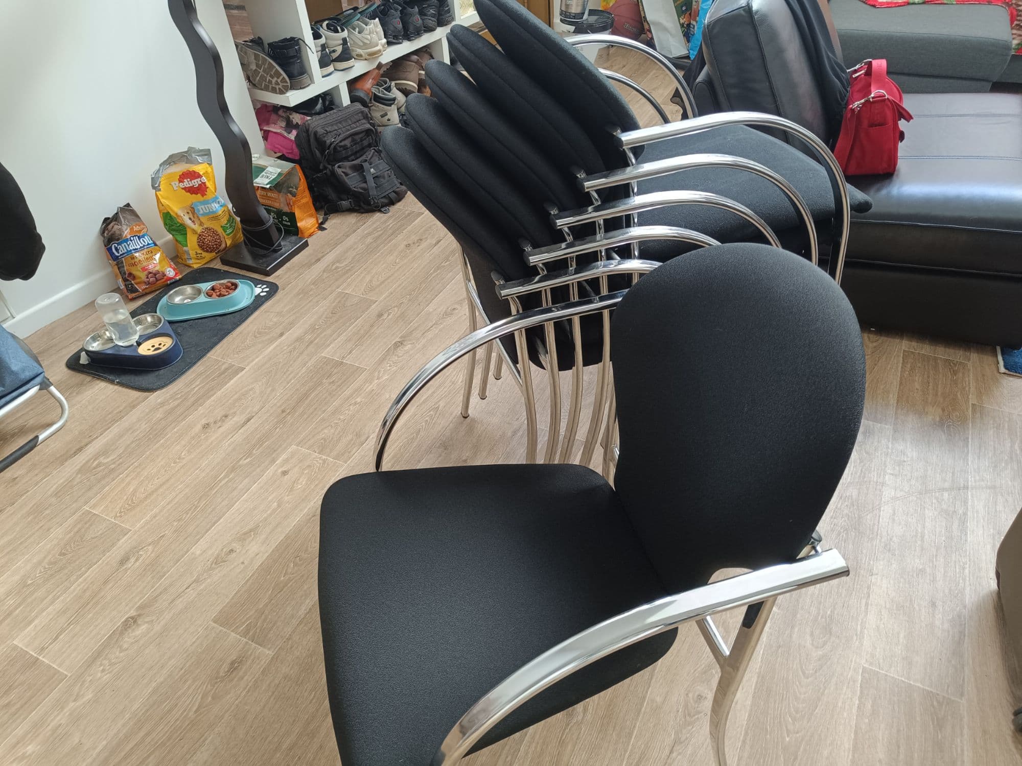 6 Chaises De Bureau Ou Table A Manger En Tissu Et Metal